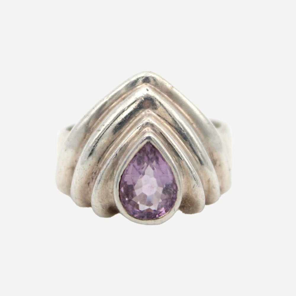 Vintage Silver Amethyst Fluted Triangular Ring