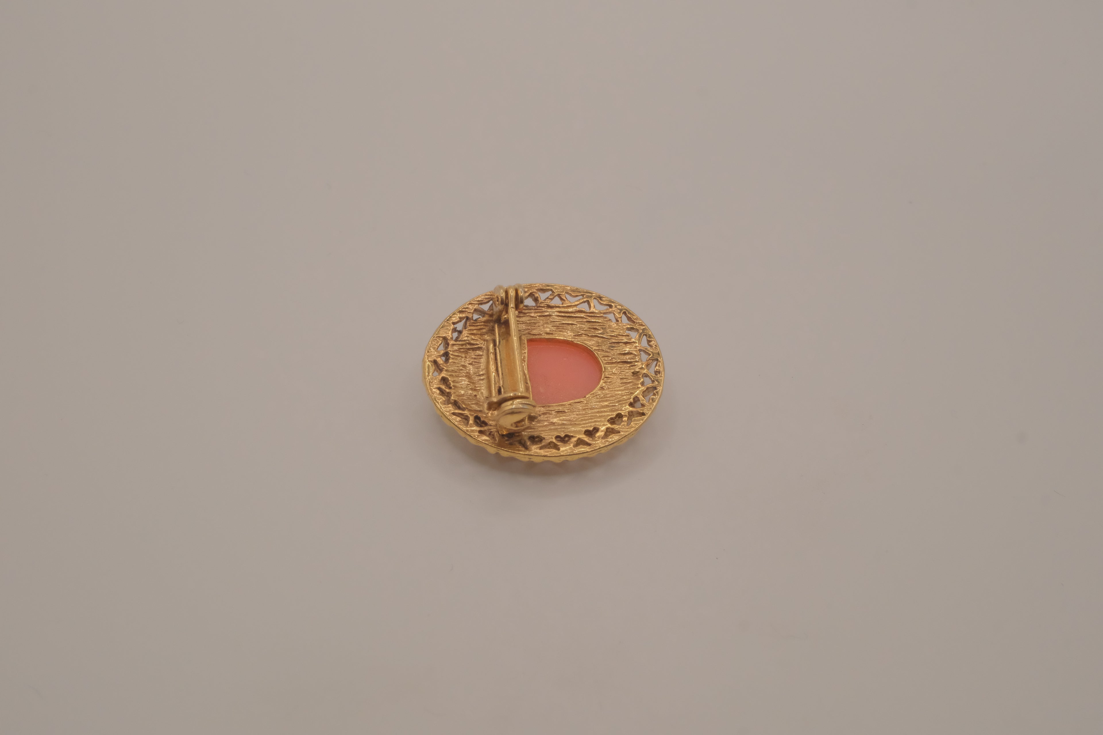 Vintage Pink cameo brooch