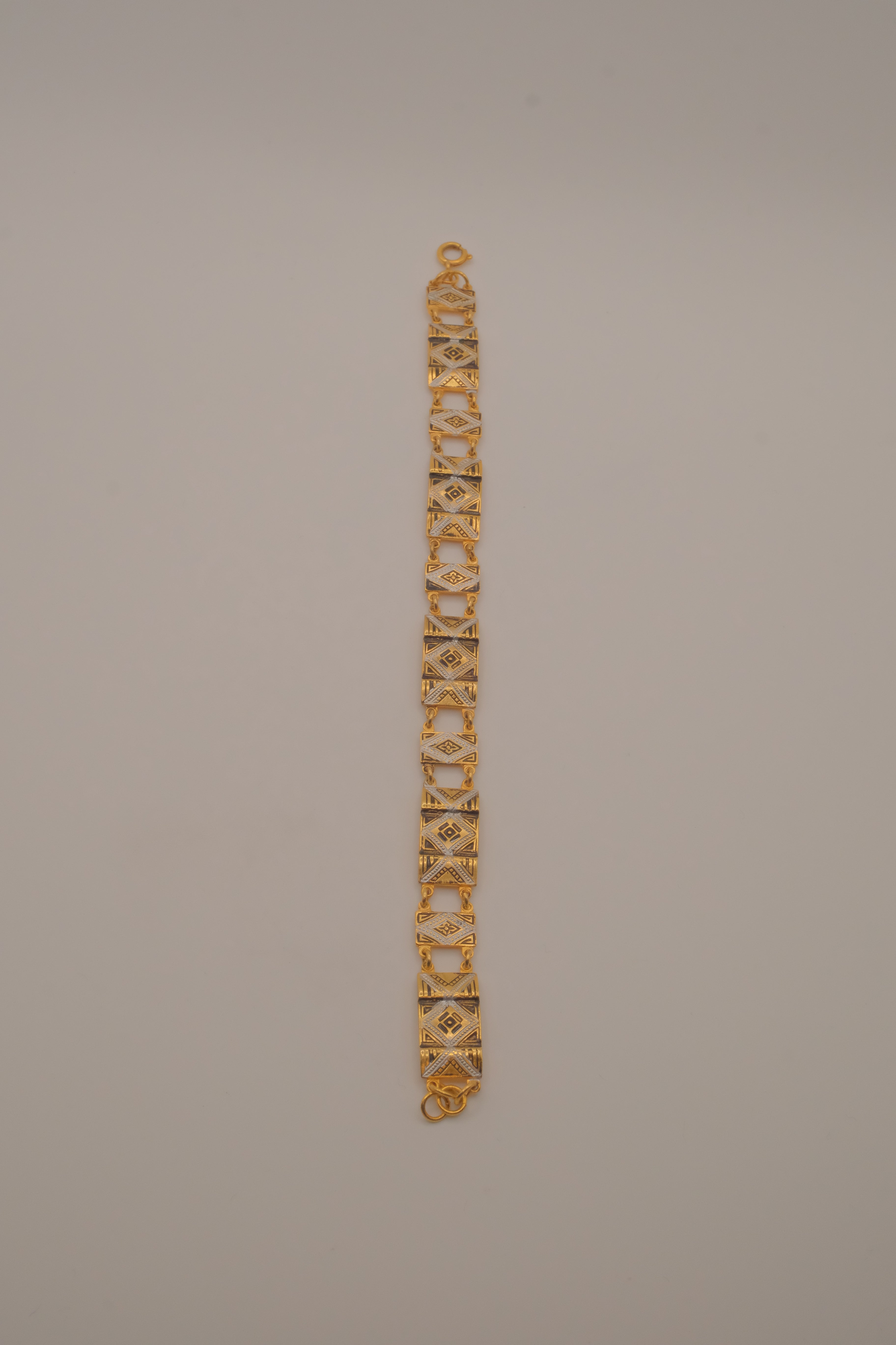 Vintage gold paneled link bracelet