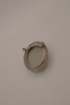 Vintage Classic Cameo Brooch