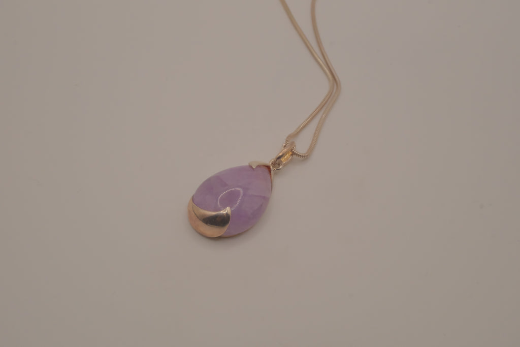 Sterling silver Lavender jade teardrop pendant necklace