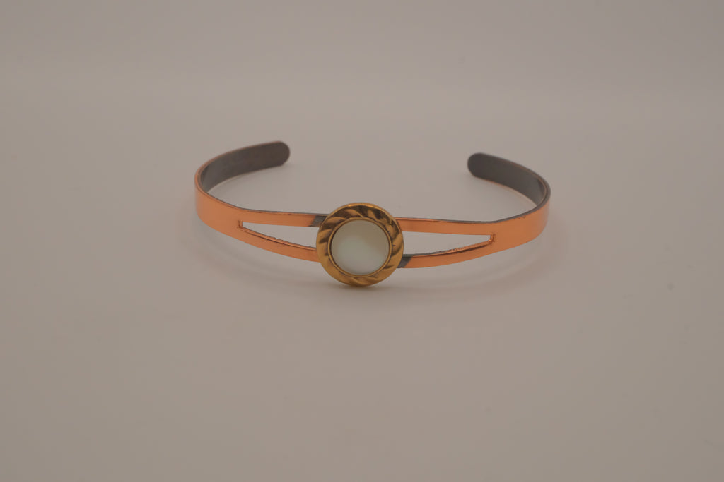 Vintage split-band Mother of Pearl copper cuff bracelet&nbsp;