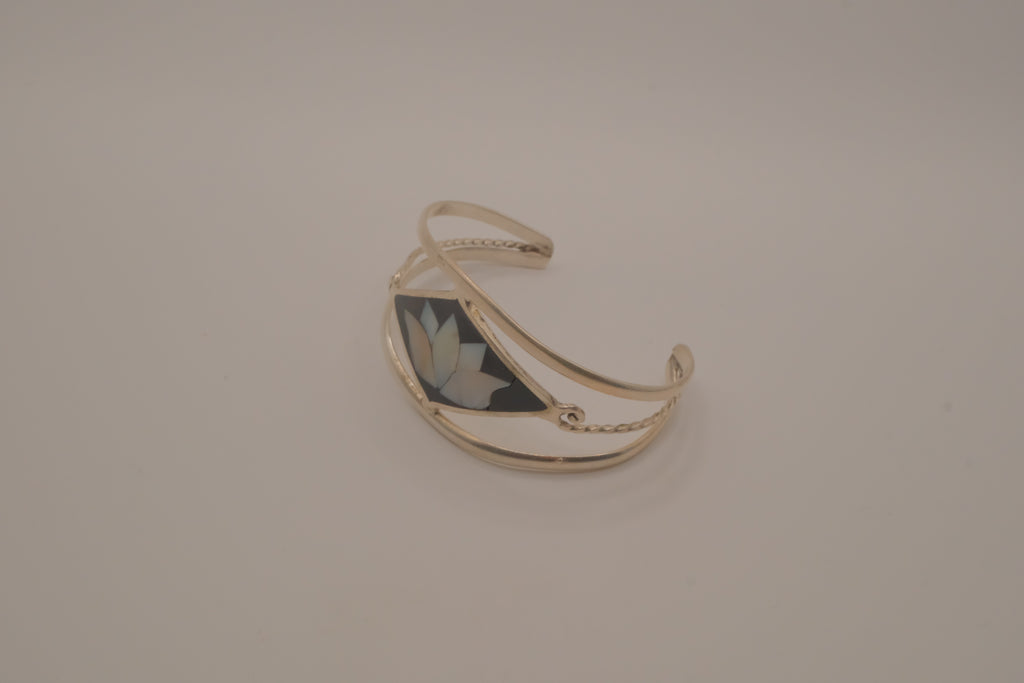 Vintage Mexican Alpaca Silver Lotus flower Cuff Bracelet&nbsp;