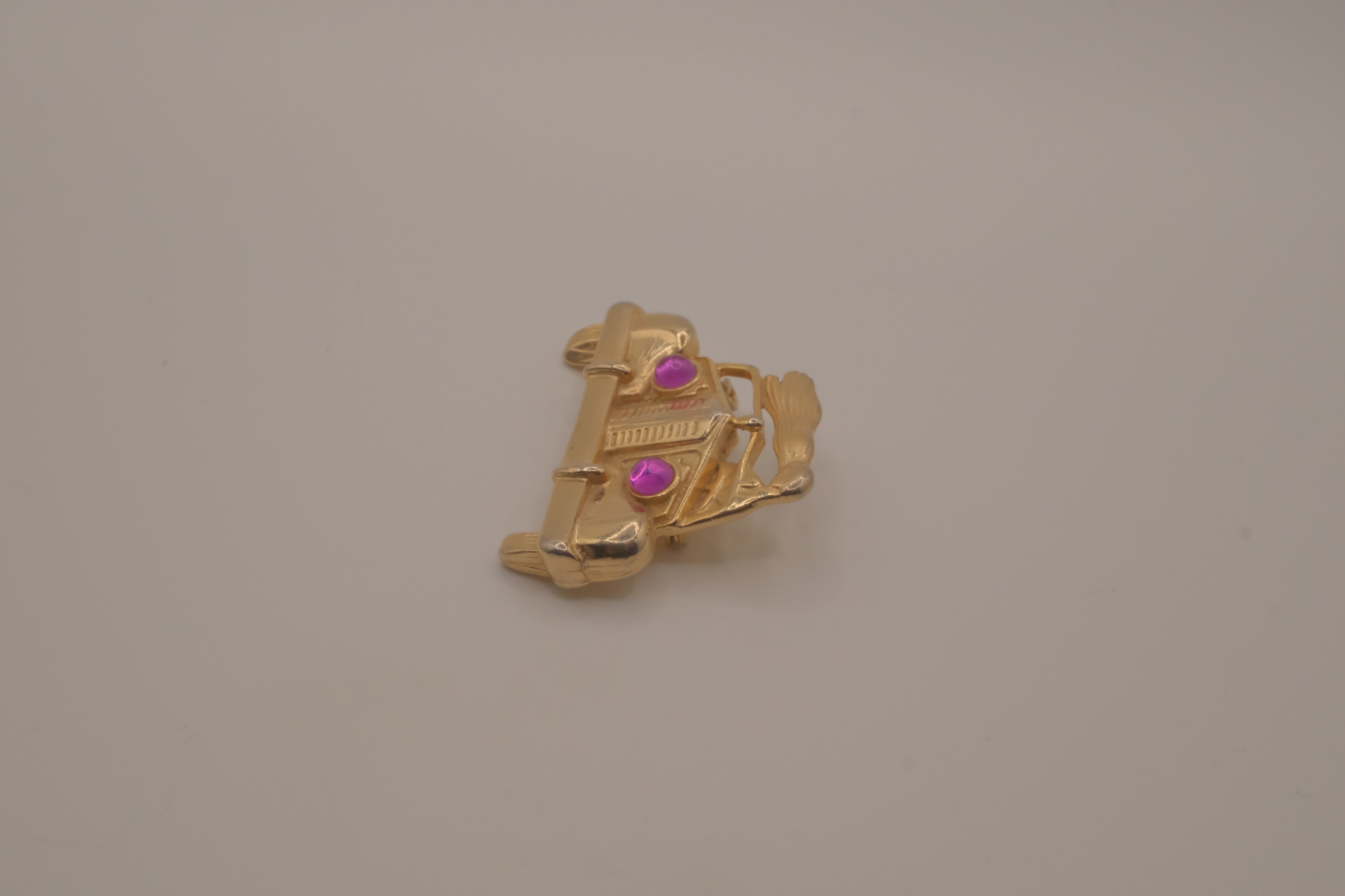 Vintage car brooch