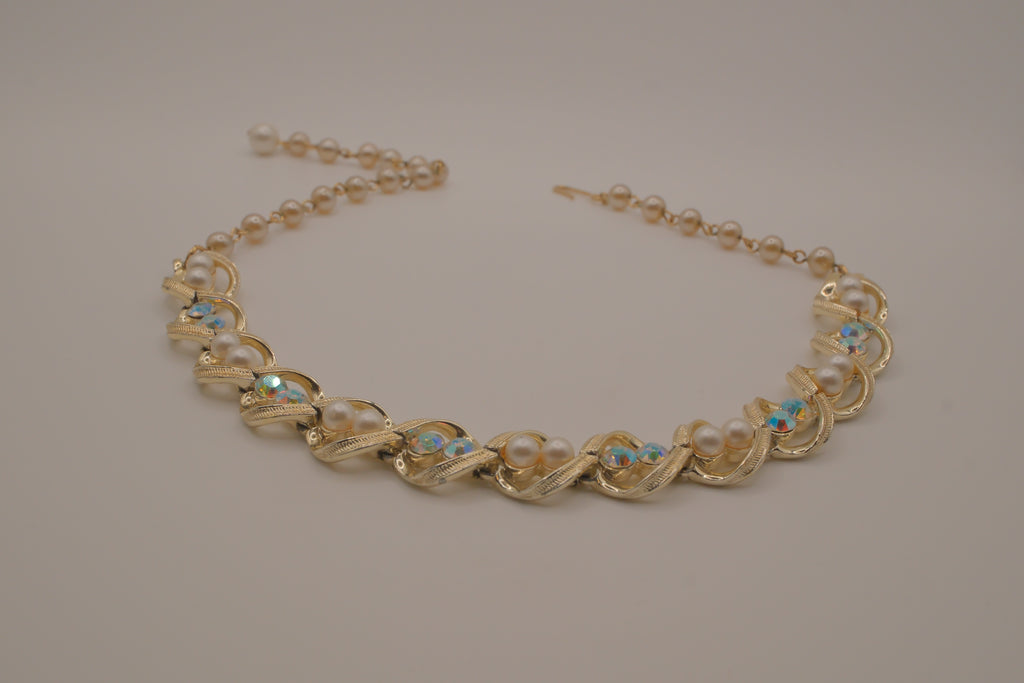 Vintage mid-century choker necklace
