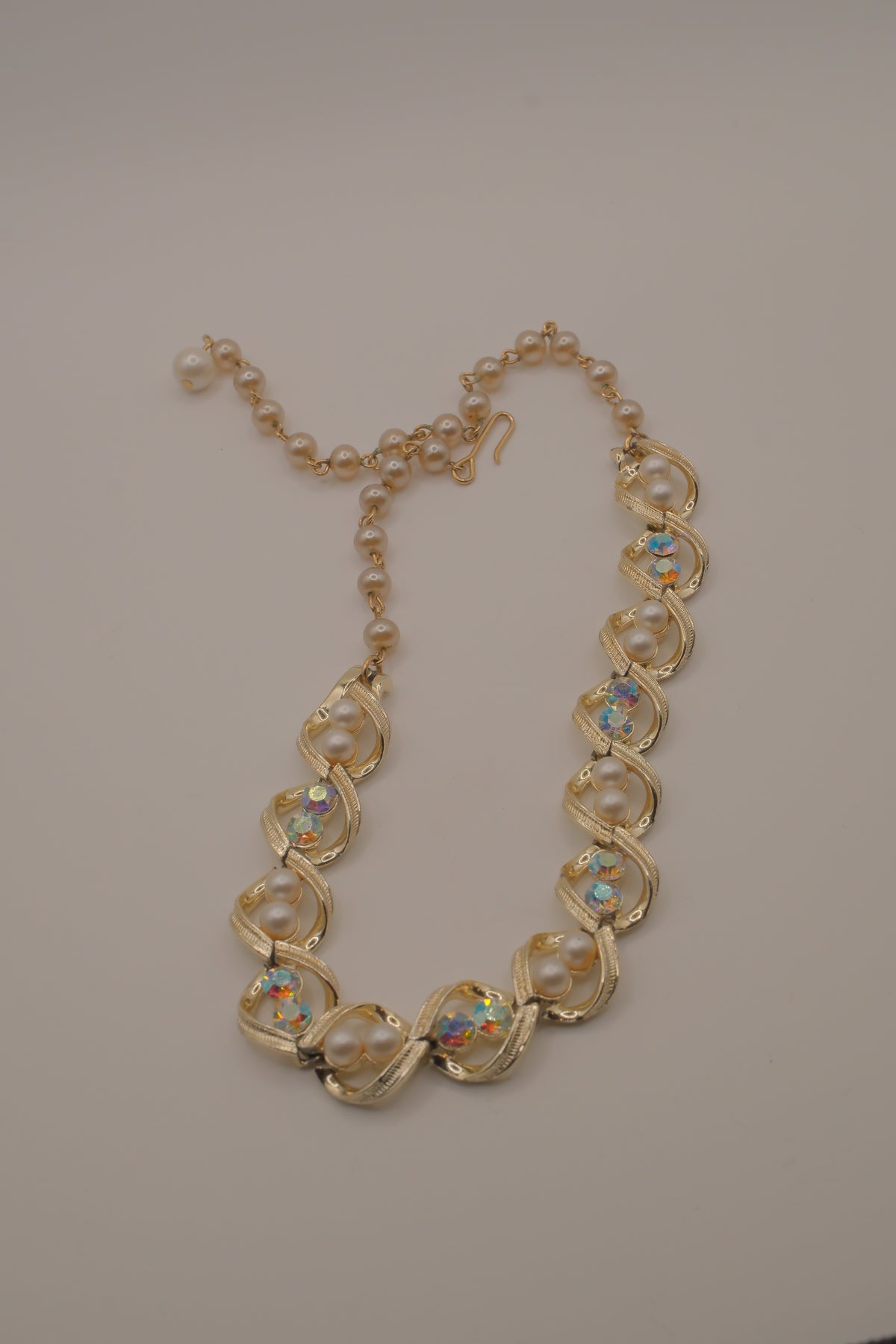 Vintage mid-century choker necklace