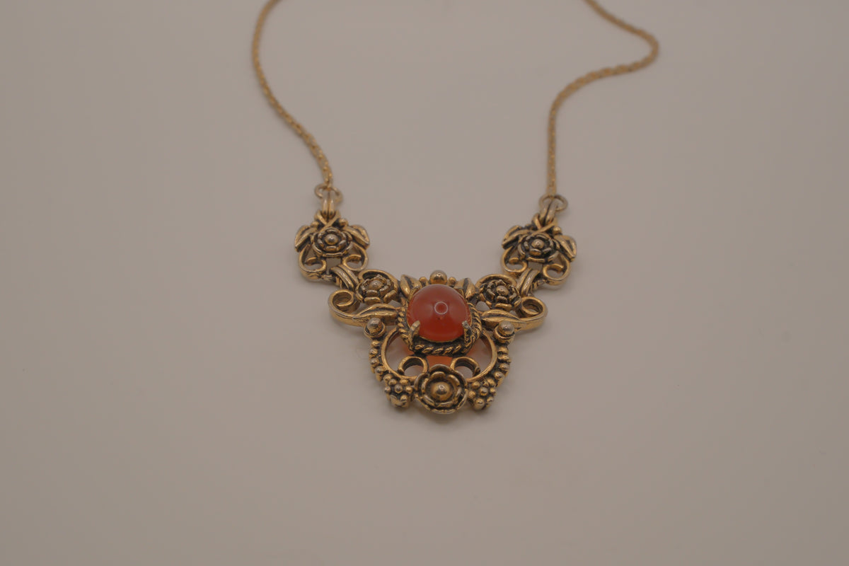 Vintage Art Deco filigree Bib necklace&nbsp;