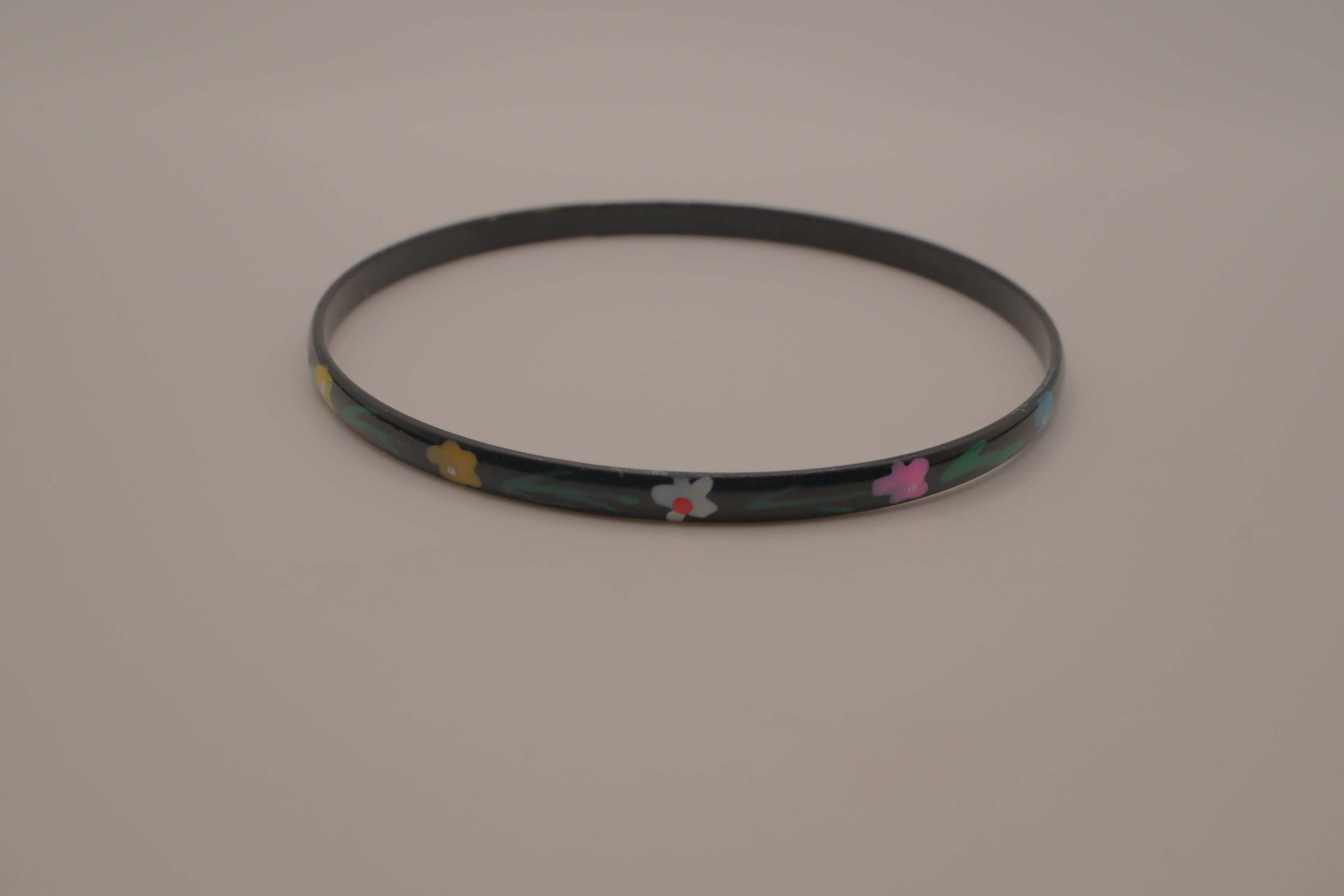 Vintage dainty cloisonné enamel bangle bracelet