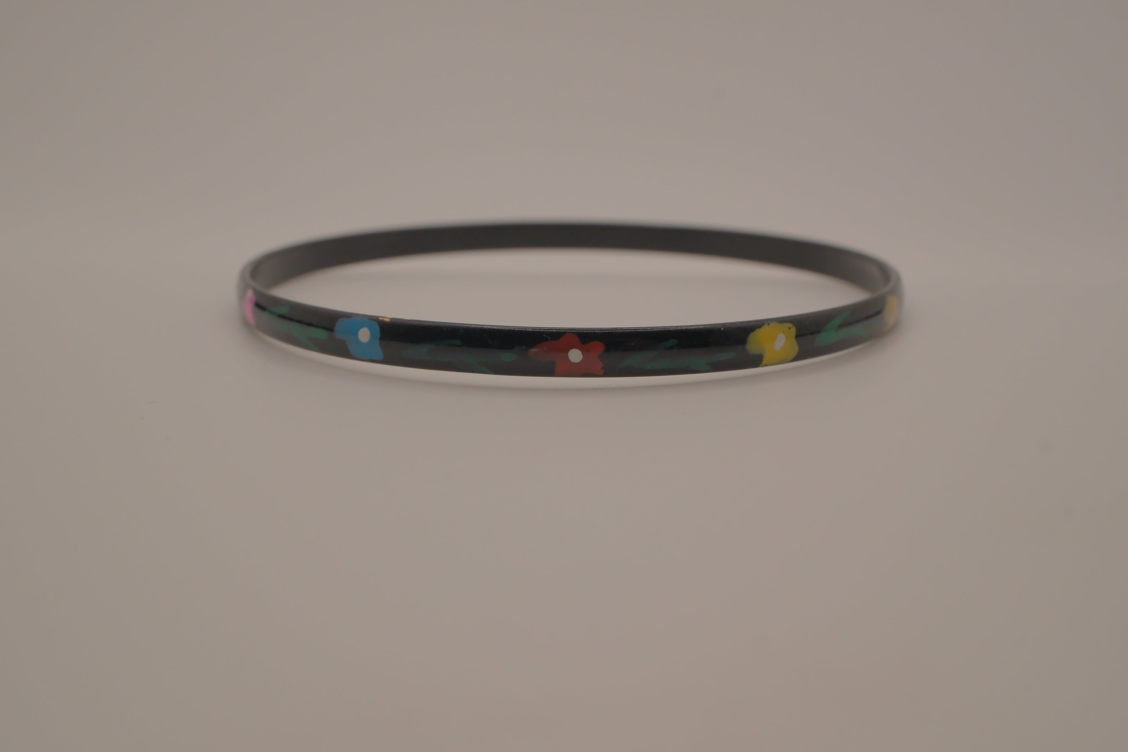 Vintage dainty cloisonné enamel bangle bracelet