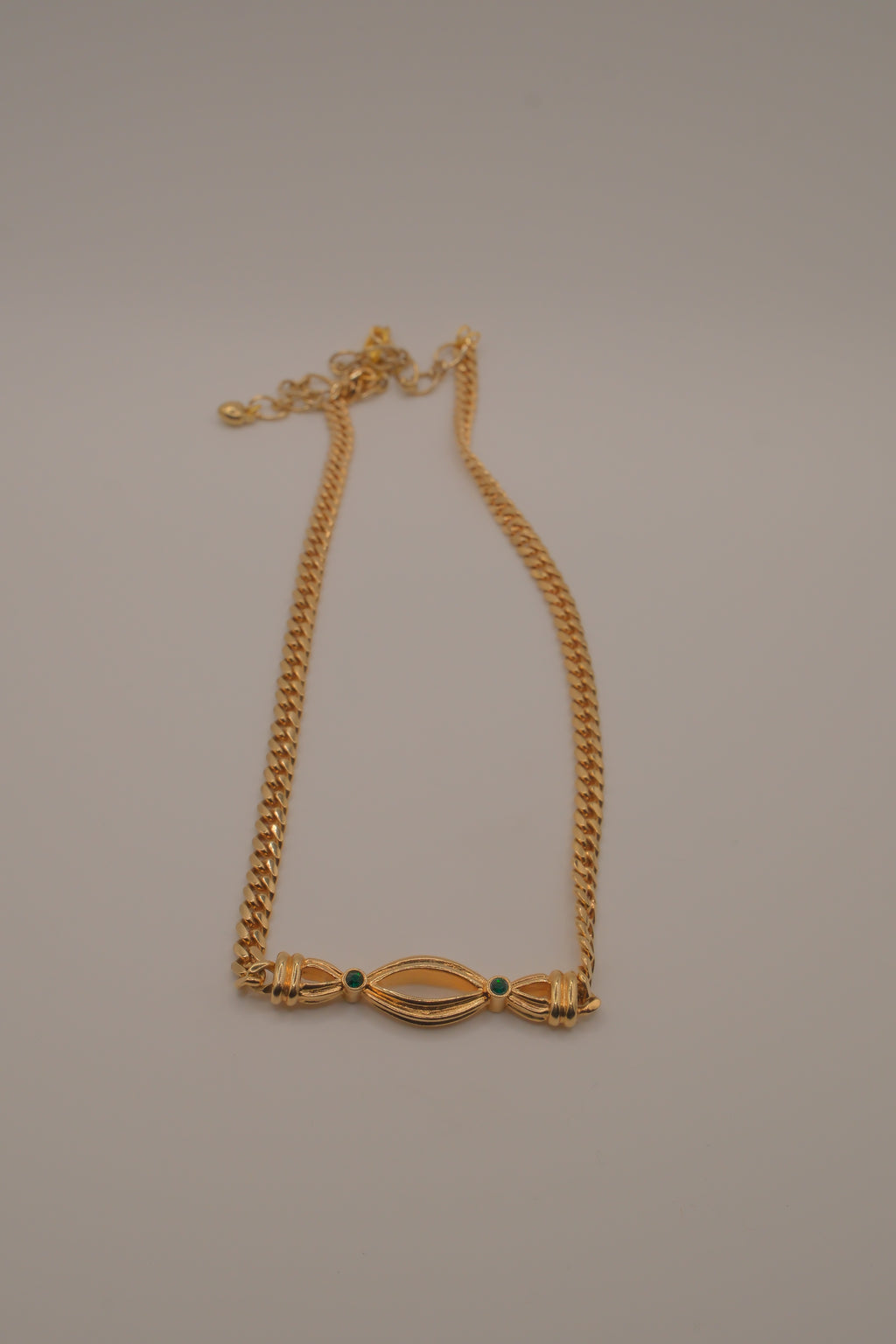 Reworked vintage-style gold curb choker necklace