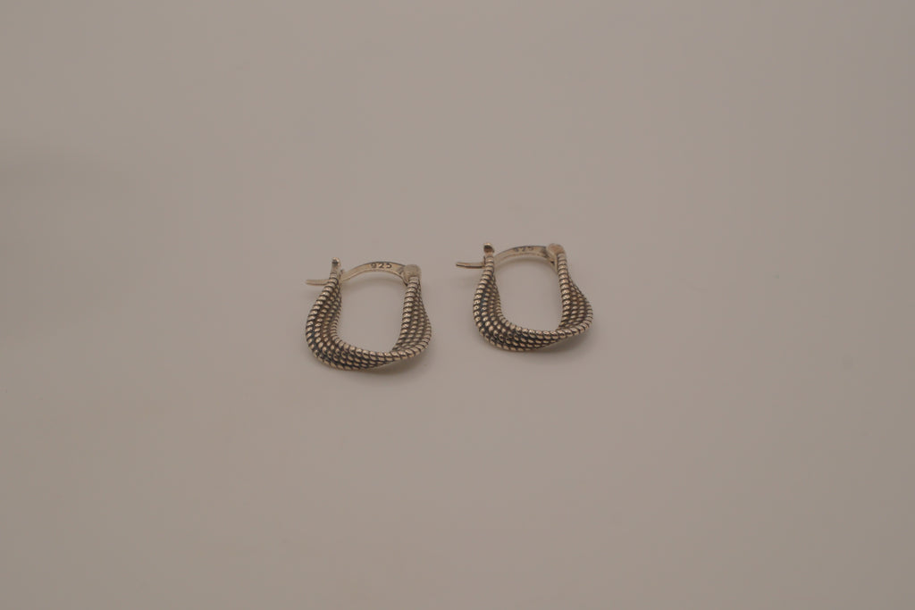 Sterling silver twist-winding mesh hoop earrings