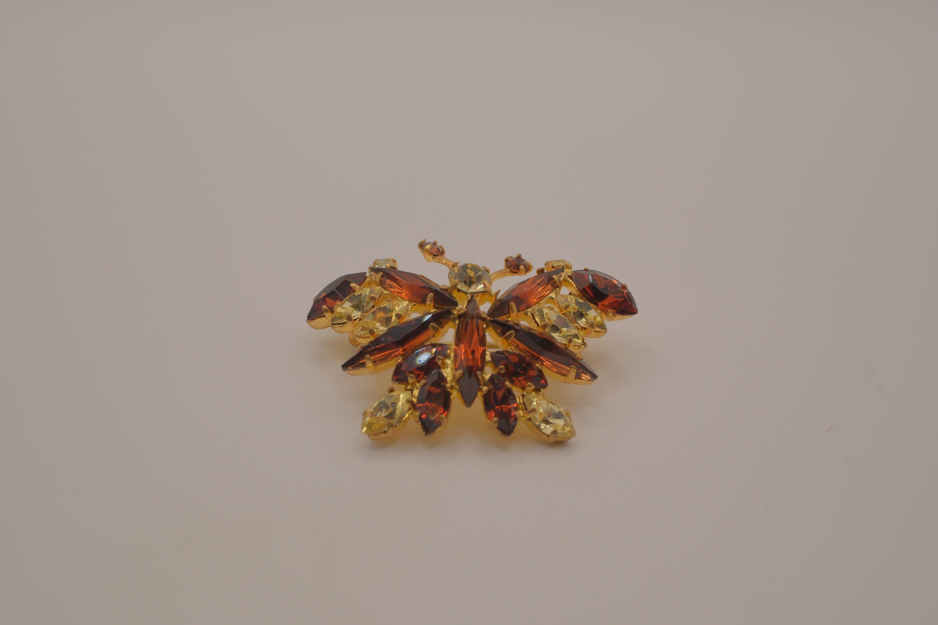 Amber rhinestone butterfly brooch&nbsp;