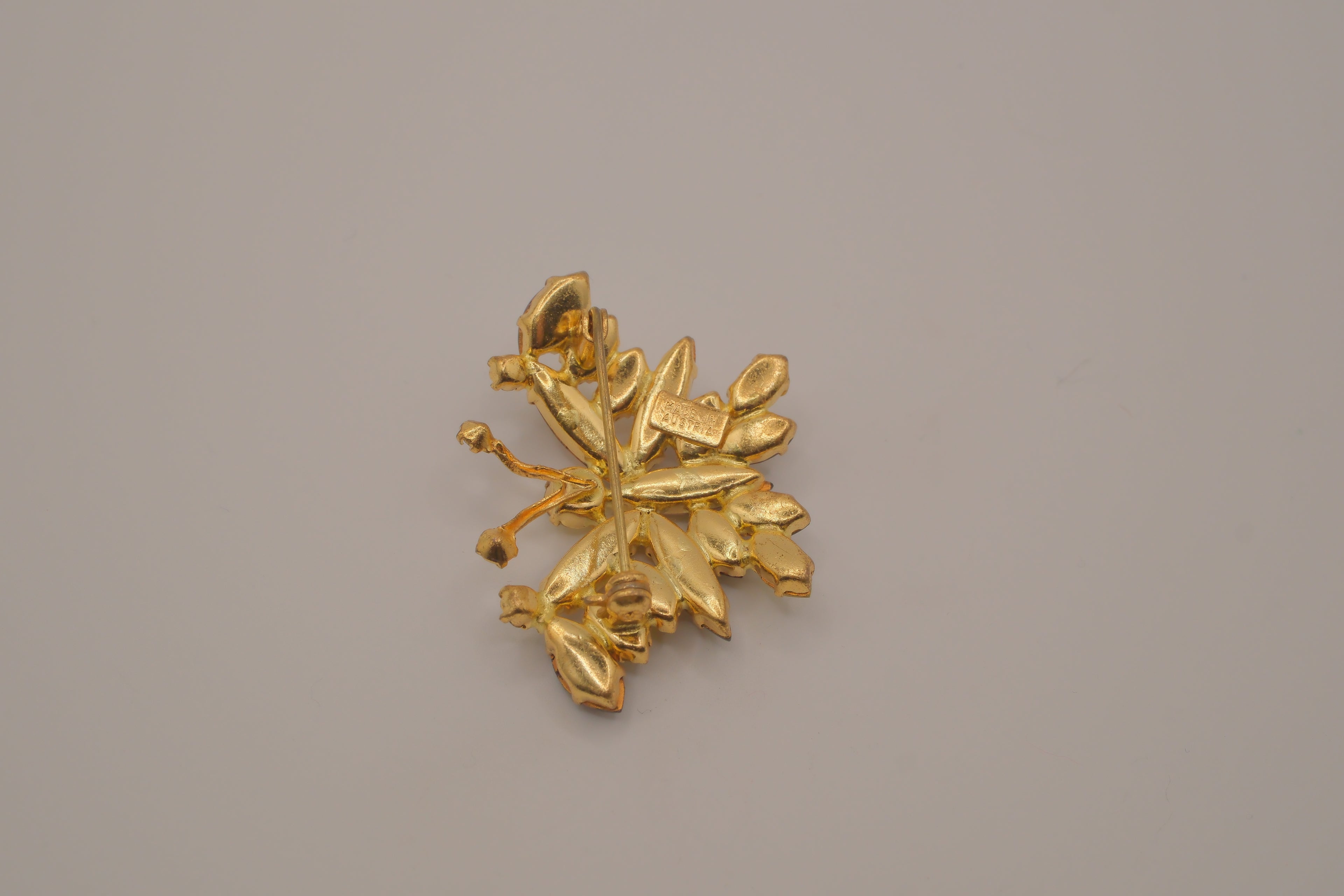 Amber rhinestone butterfly brooch&nbsp;