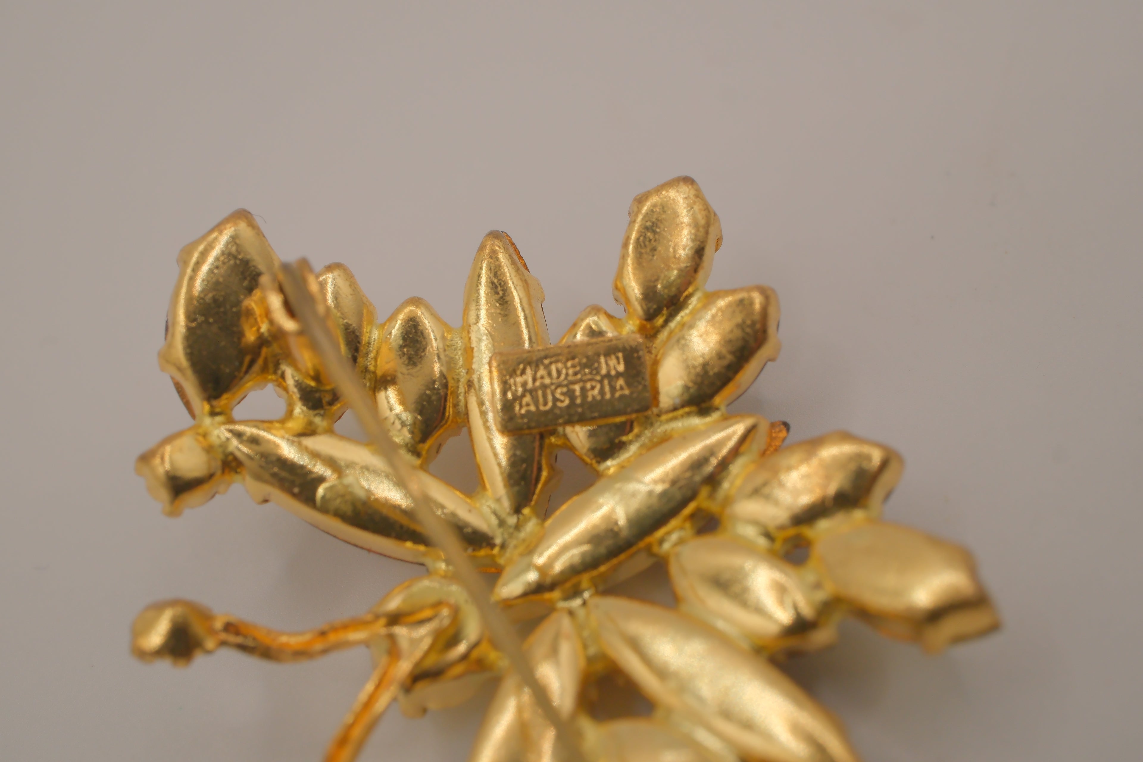 Amber rhinestone butterfly brooch&nbsp;