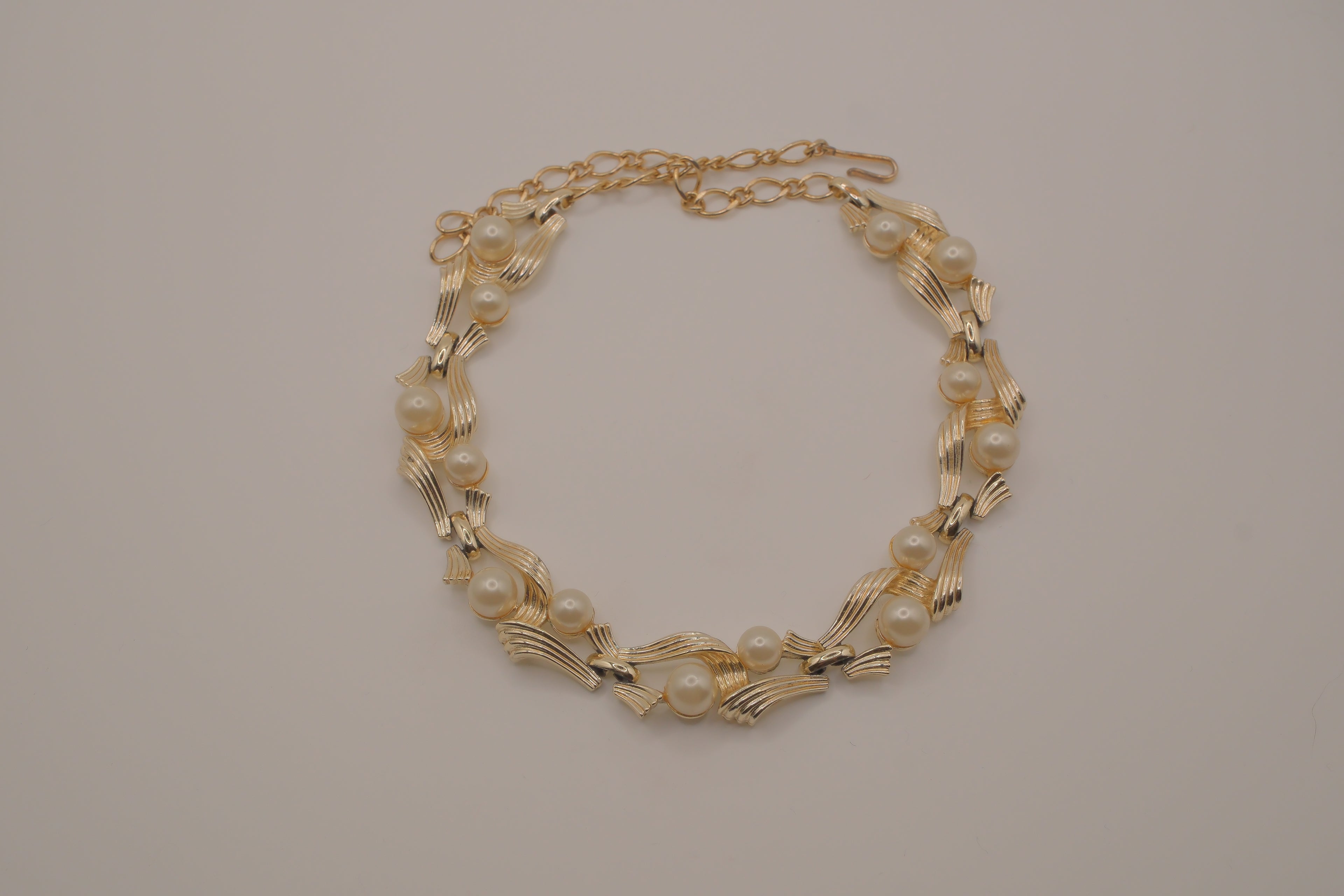 Lisner mid-century faux pearl link choker necklace