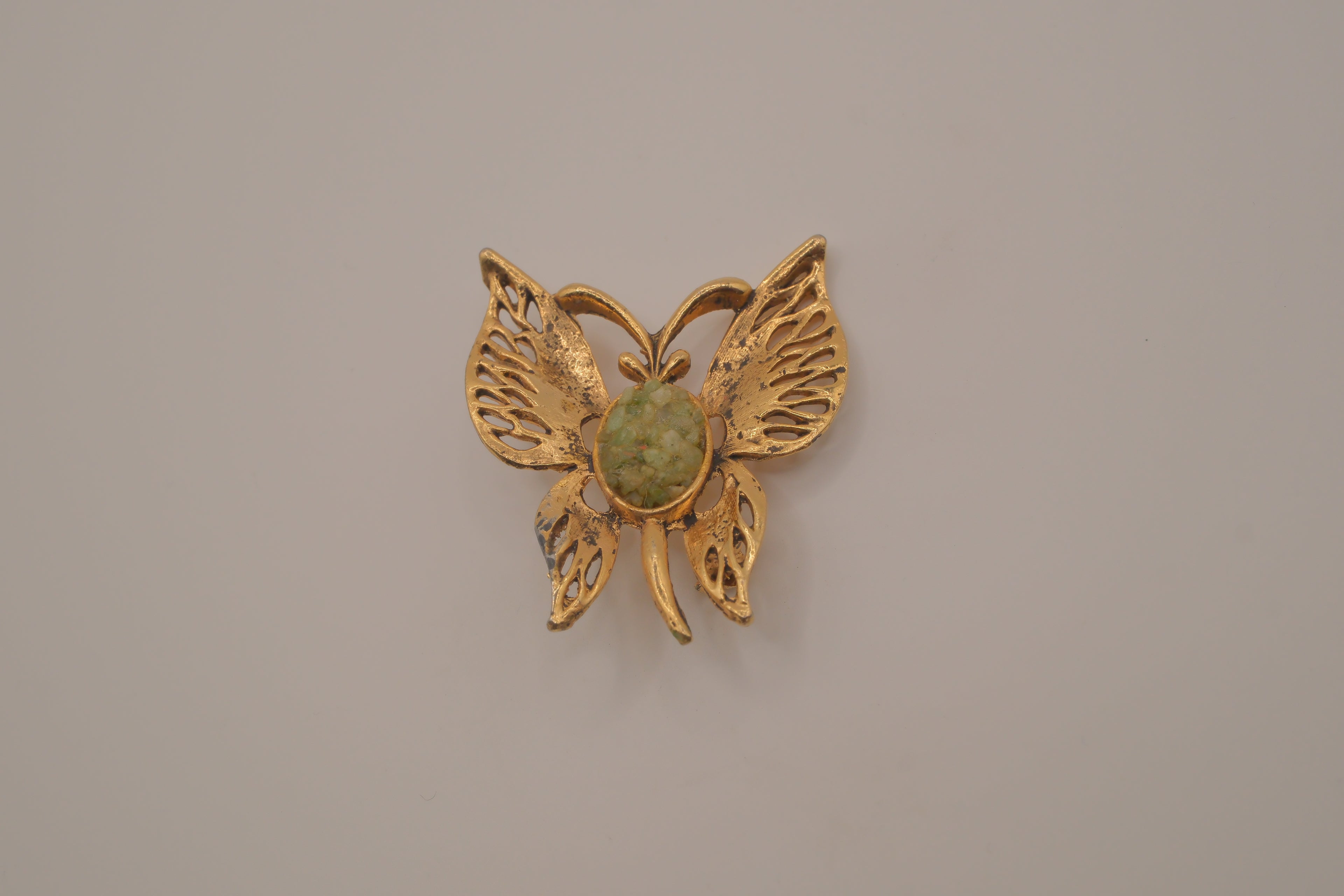 Vintage crushed jade gold-tone butterfly brooch