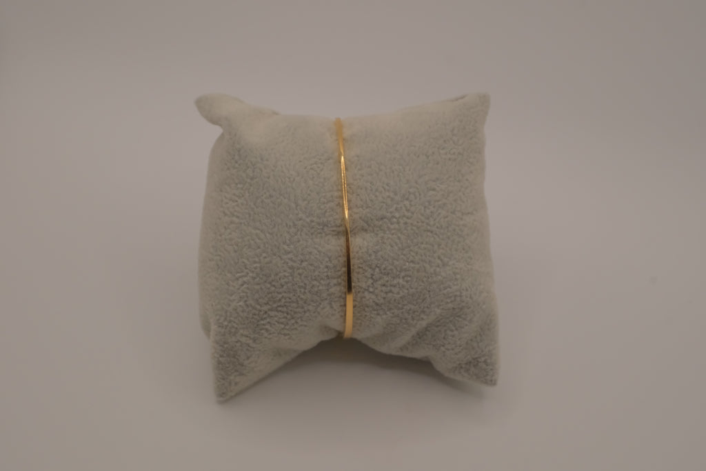 Avon minimalist gold-tone open cuff bracelet