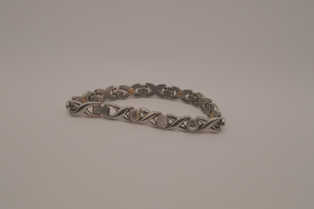 XOXO tennis link bracelet