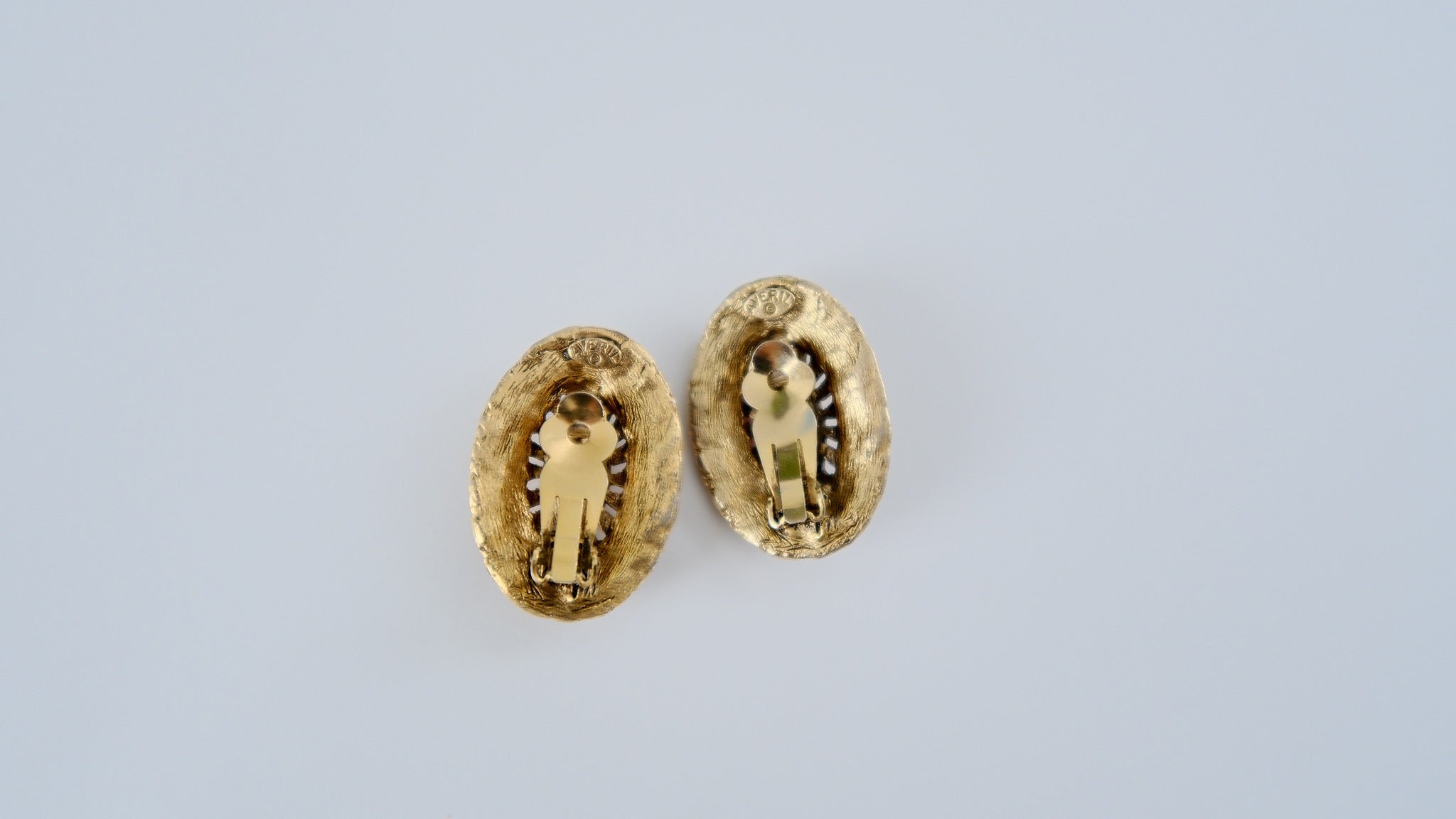 Vintage Gold-tone Averil Clip-on earrings