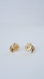 Vintage Coro Pat. Pend Gold Clip-on earrings