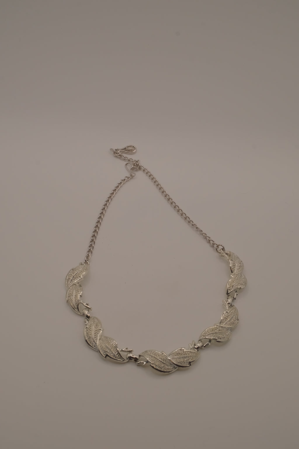 Vintage mid-century silver-tone choker necklace
