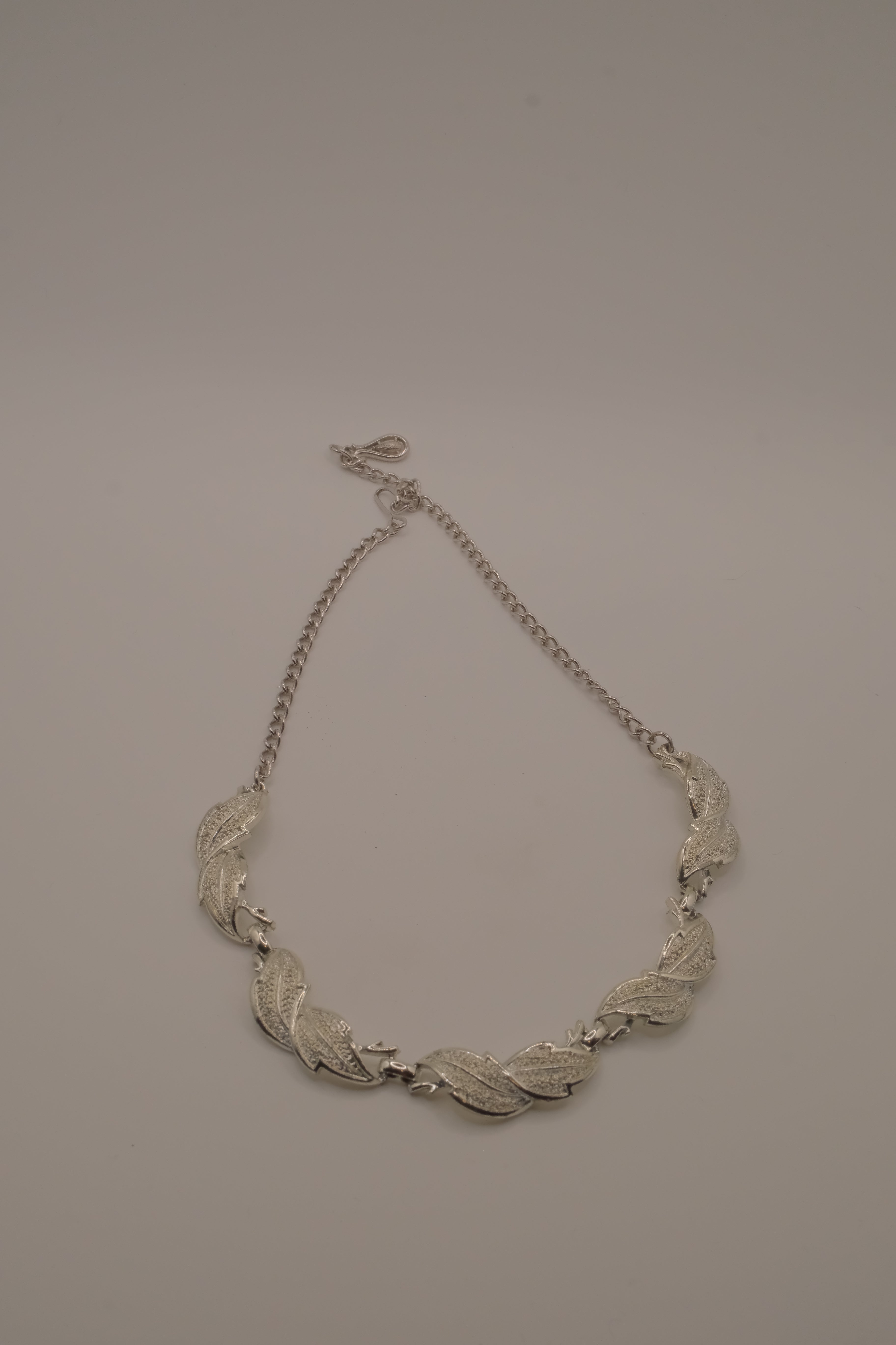 Vintage mid-century silver-tone choker necklace