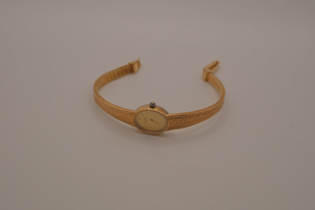 Vintage Bulova Quartz women's dress watch