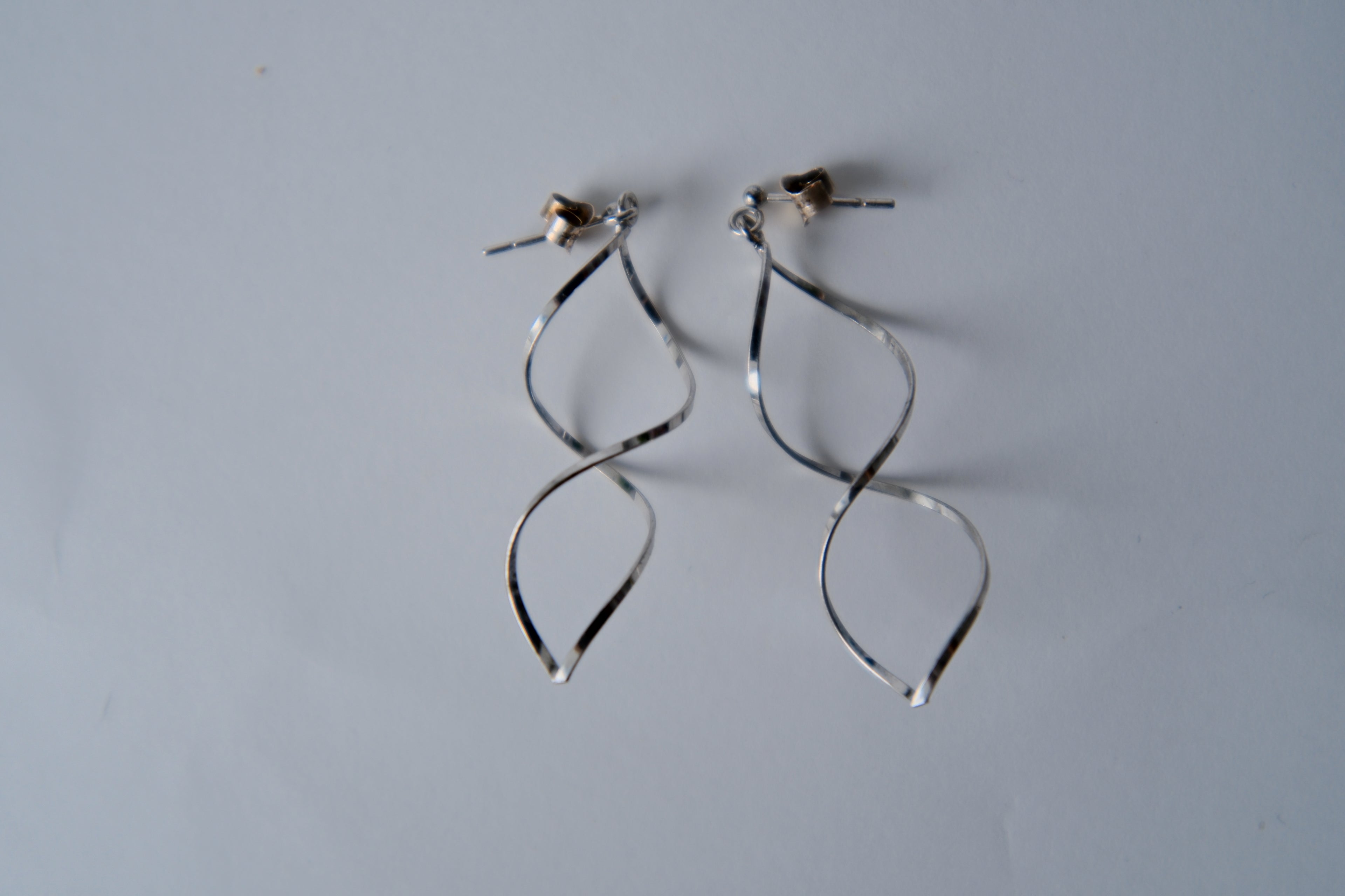 Vintage twisted dangle earrings