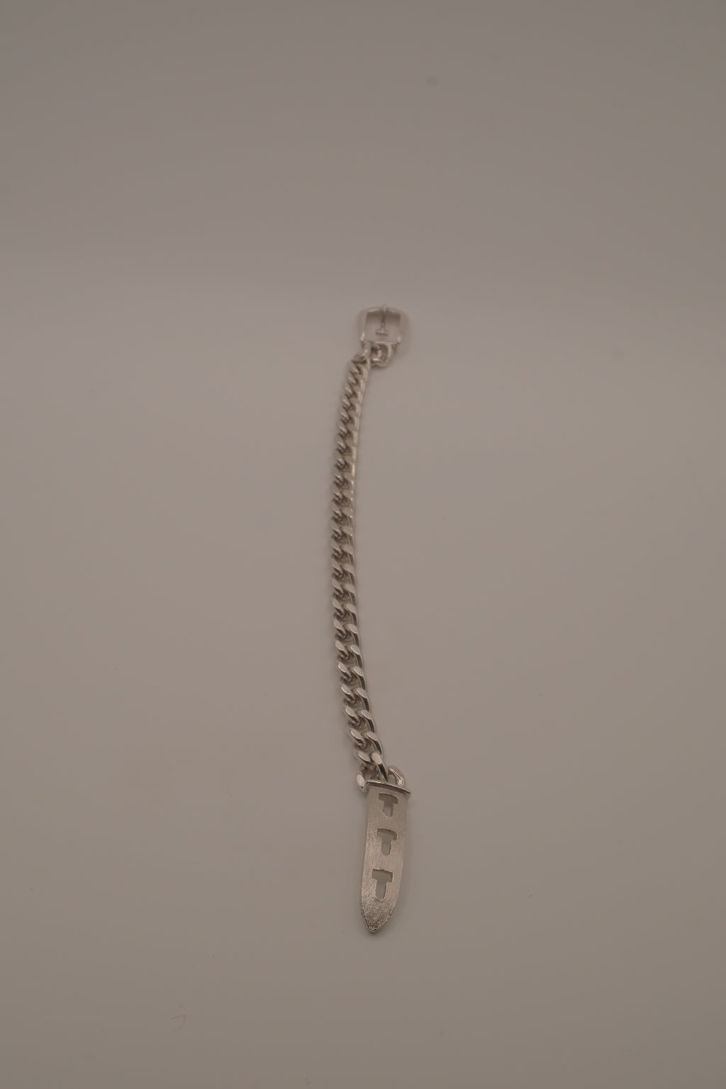 Vintage Avon silver-tone belt buckle chain bracelet