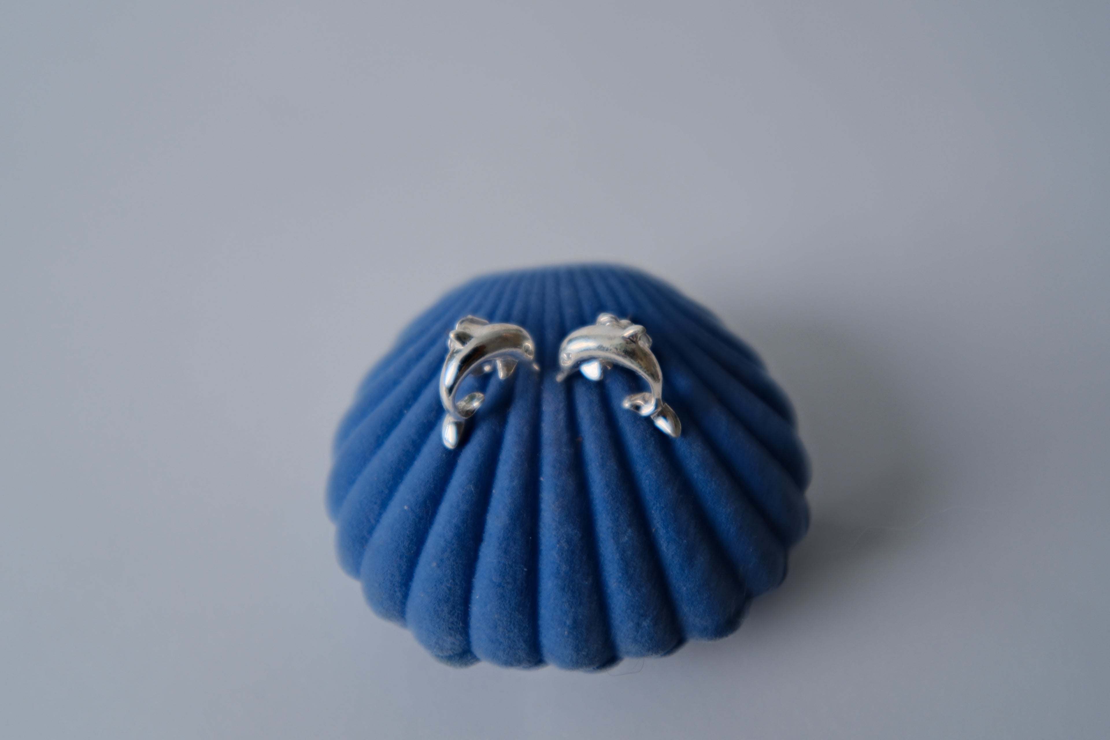 Vintage Avon dolphin studs