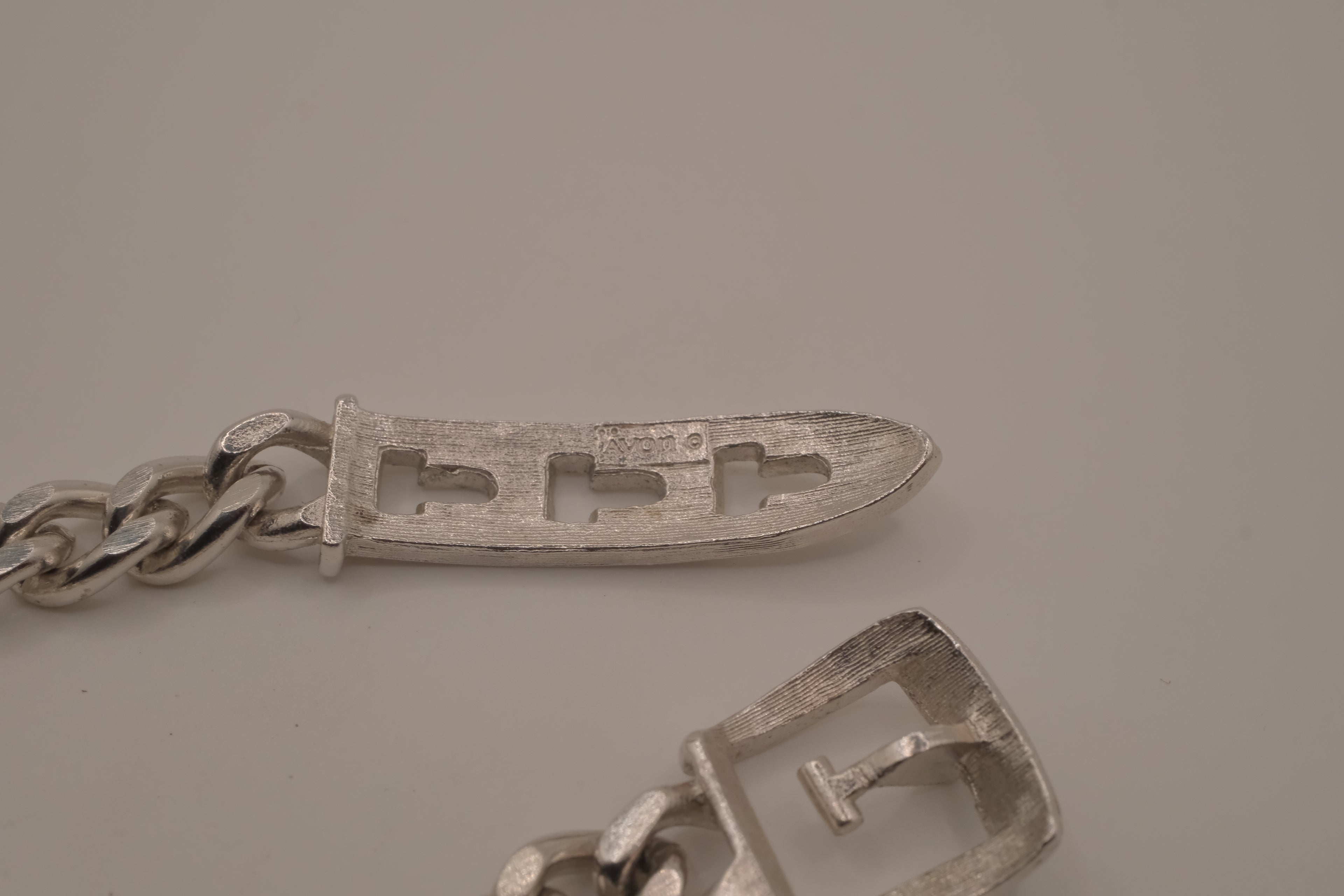 Vintage Avon silver-tone belt buckle chain bracelet