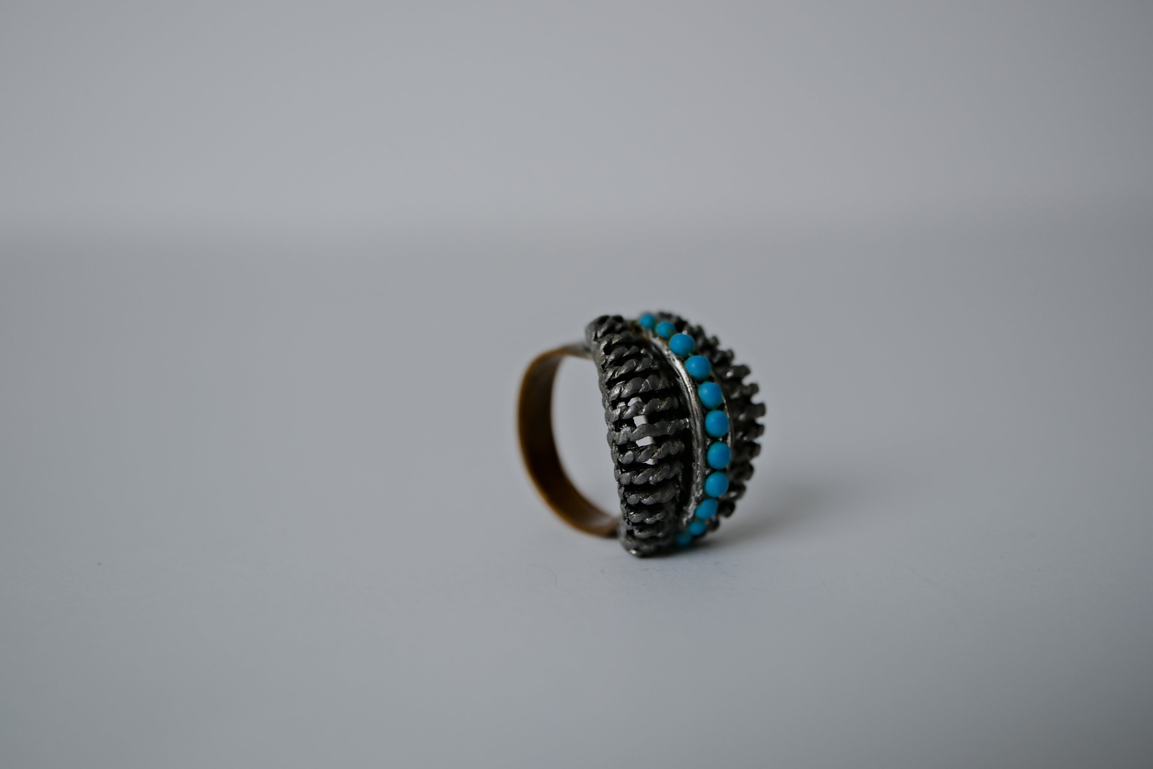 Vintage Zuni Sterling Silver Torquoise Needlepoint Ring
