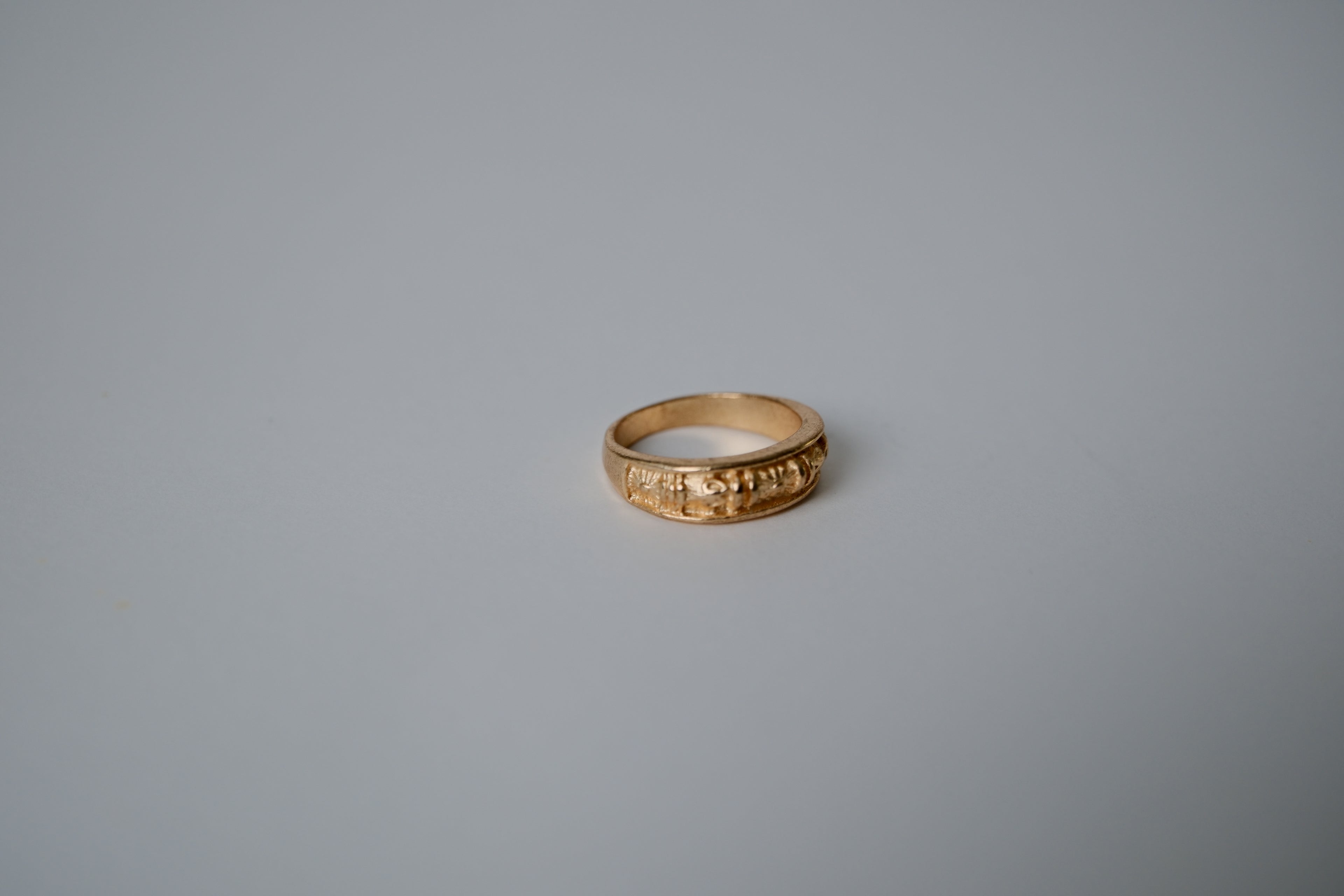Vintage Engraved gold-tone Ring&nbsp;