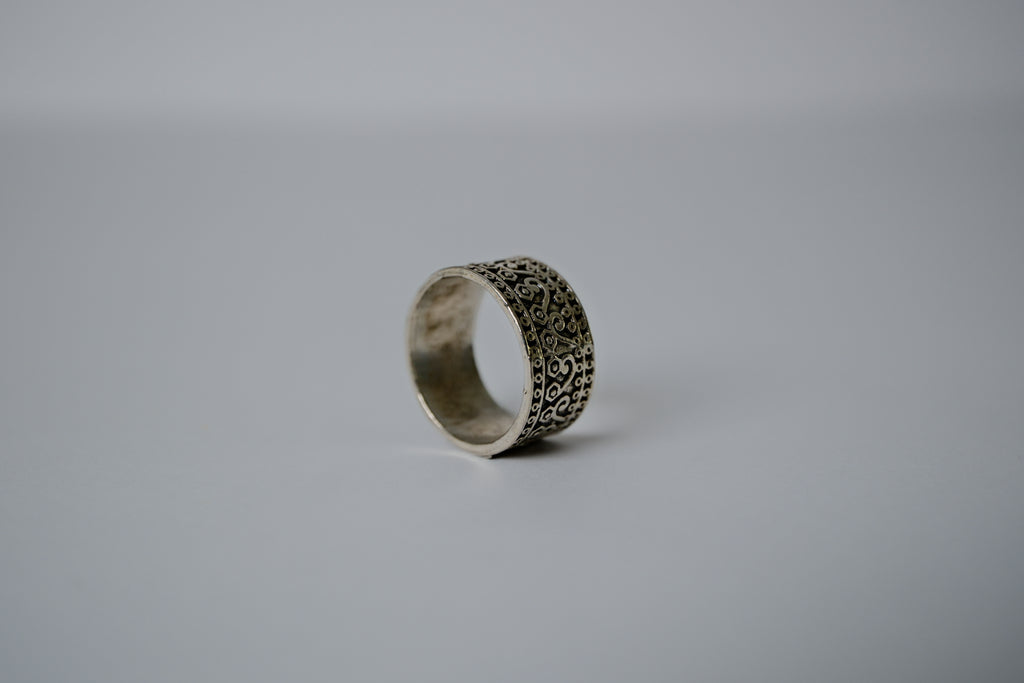 Vintage Intricate Sterling Silver Ring