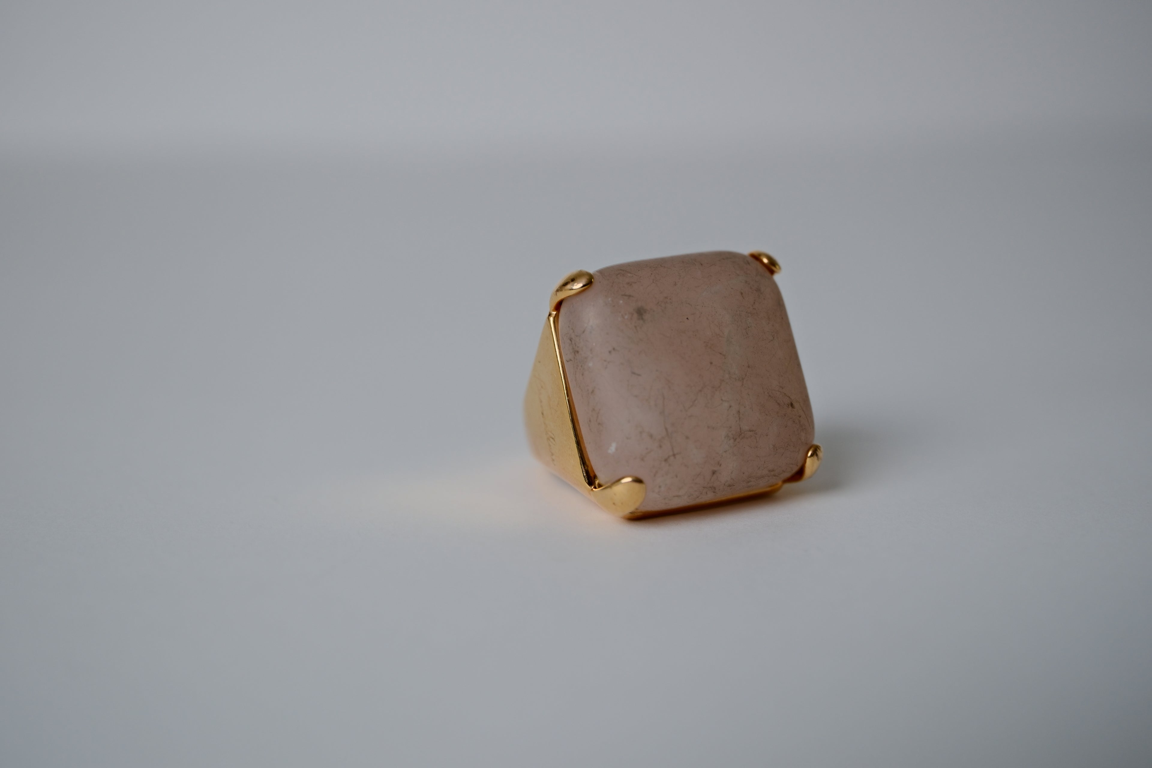 Vintage Rose Quartz Gold-tone Ring