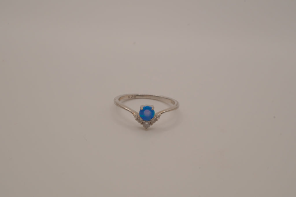 Dainty V-shape sterling silver ring with Opal stone