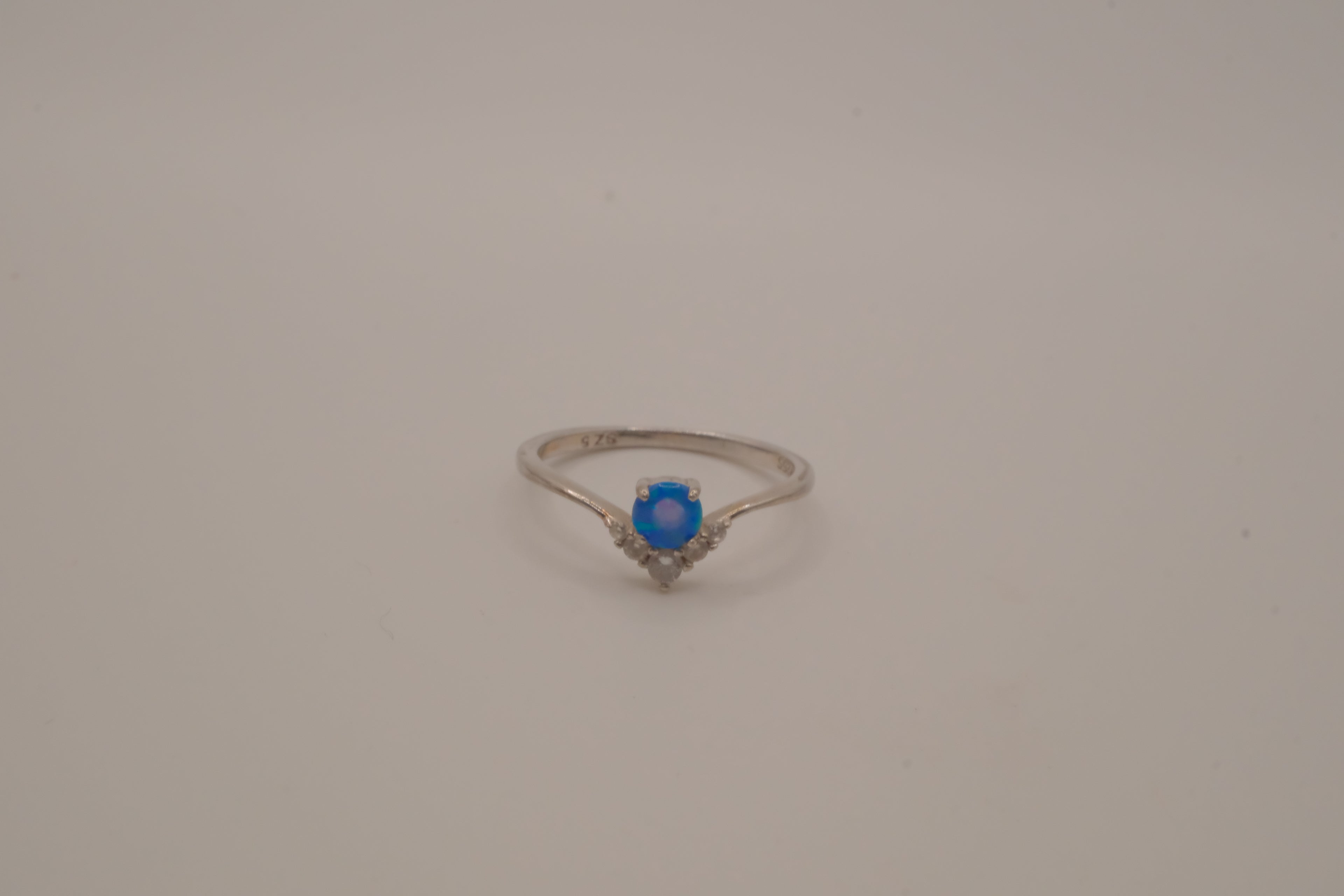 Dainty V-shape sterling silver ring with Opal stone