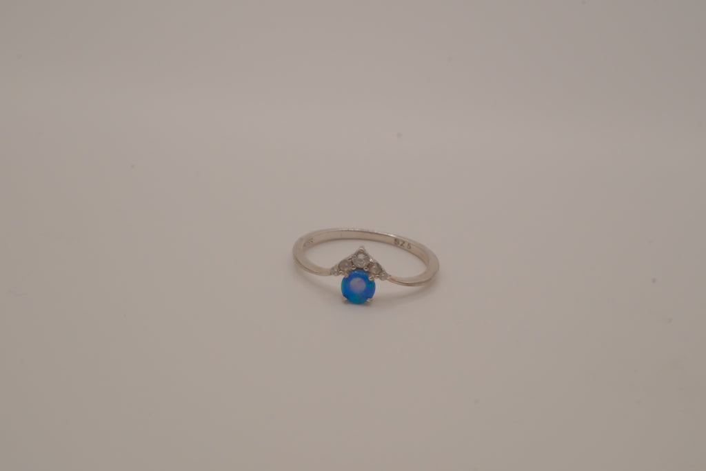 Dainty V-shape sterling silver ring with Opal stone