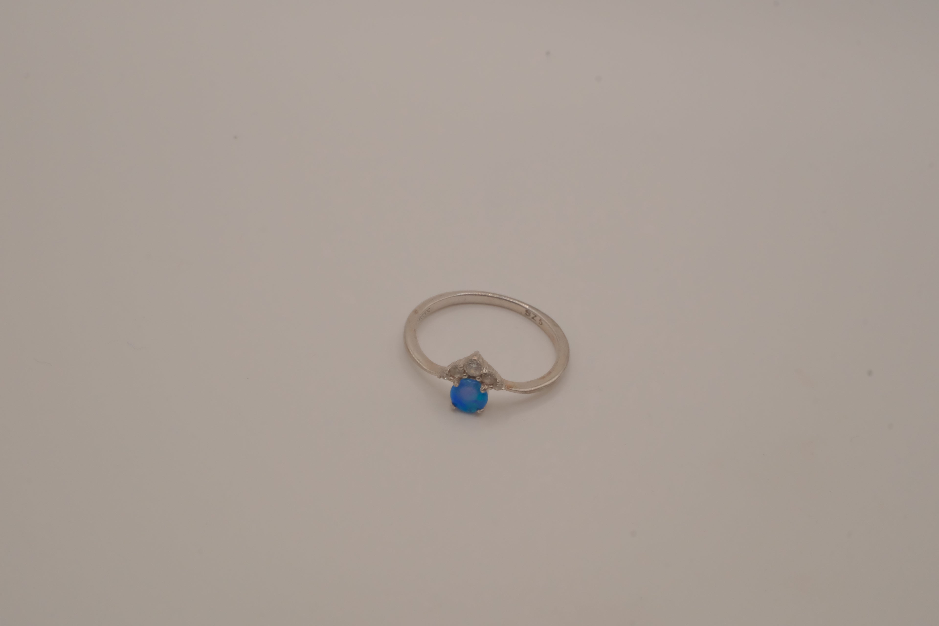 Dainty V-shape sterling silver ring with Opal stone
