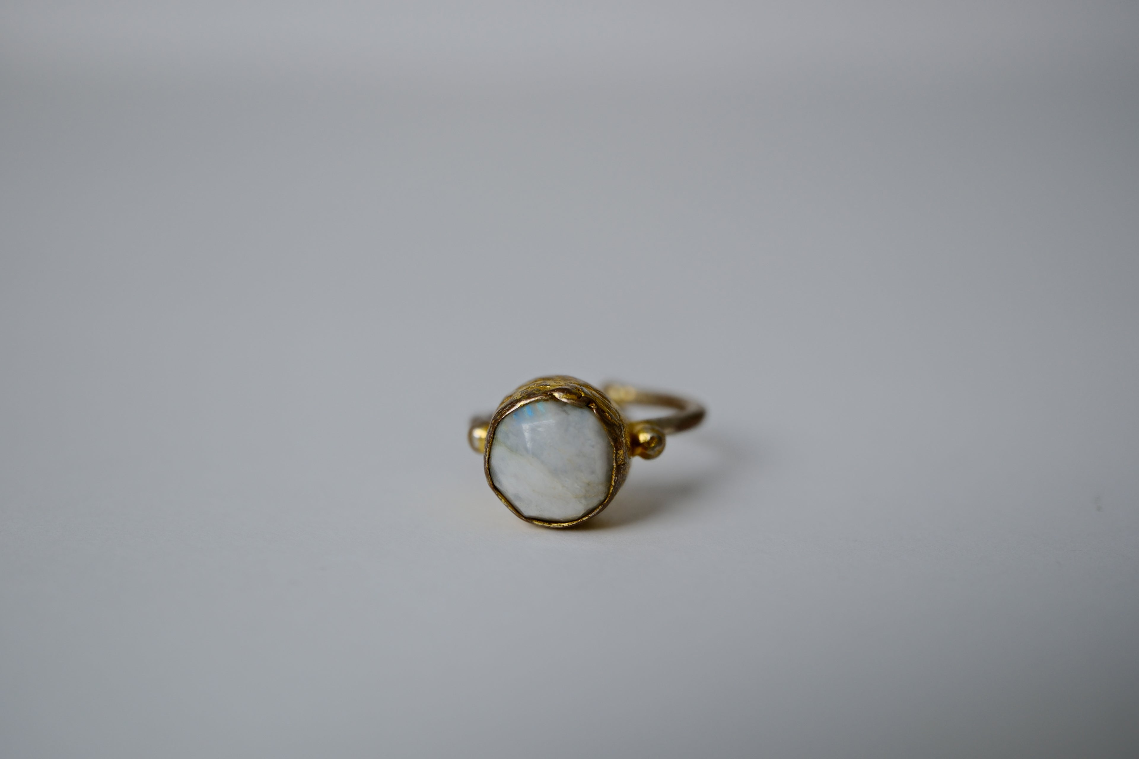 Vintage Moonstone Gold-Plated Ring&nbsp;