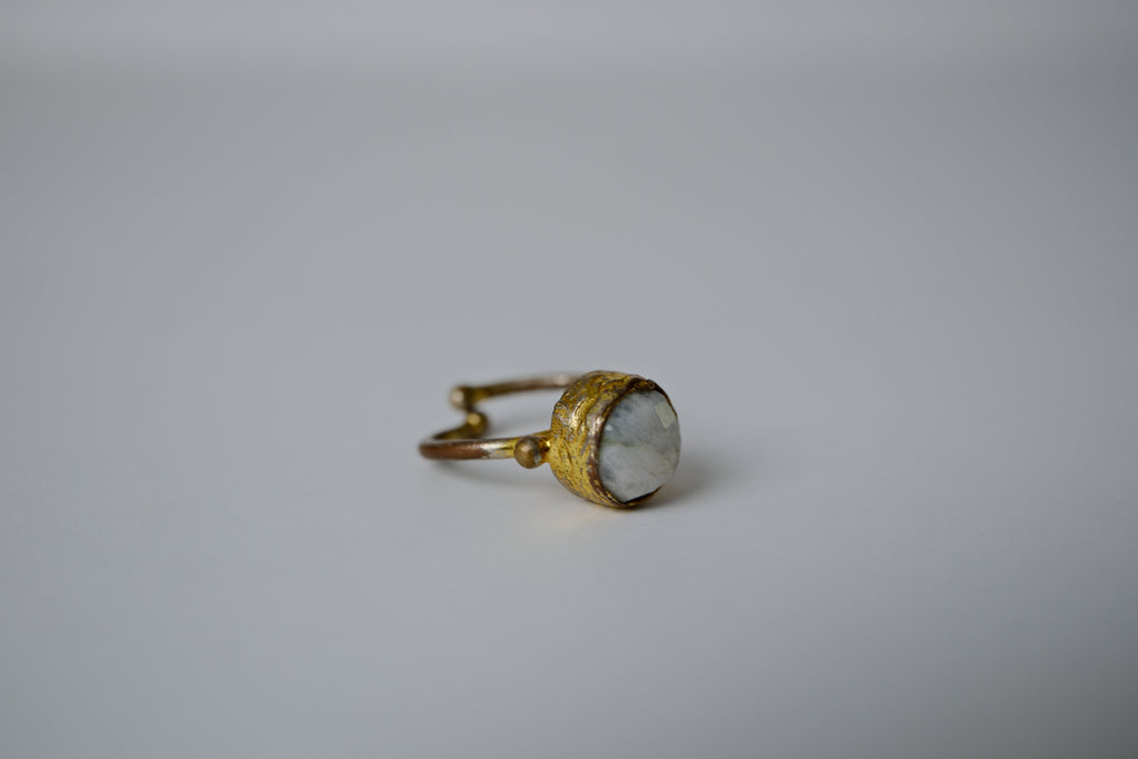 Vintage Moonstone Gold-Plated Ring&nbsp;