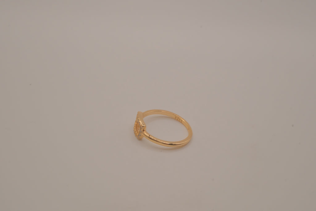 Gold-plated 925 sterling silver geometric open rectangle halo ring