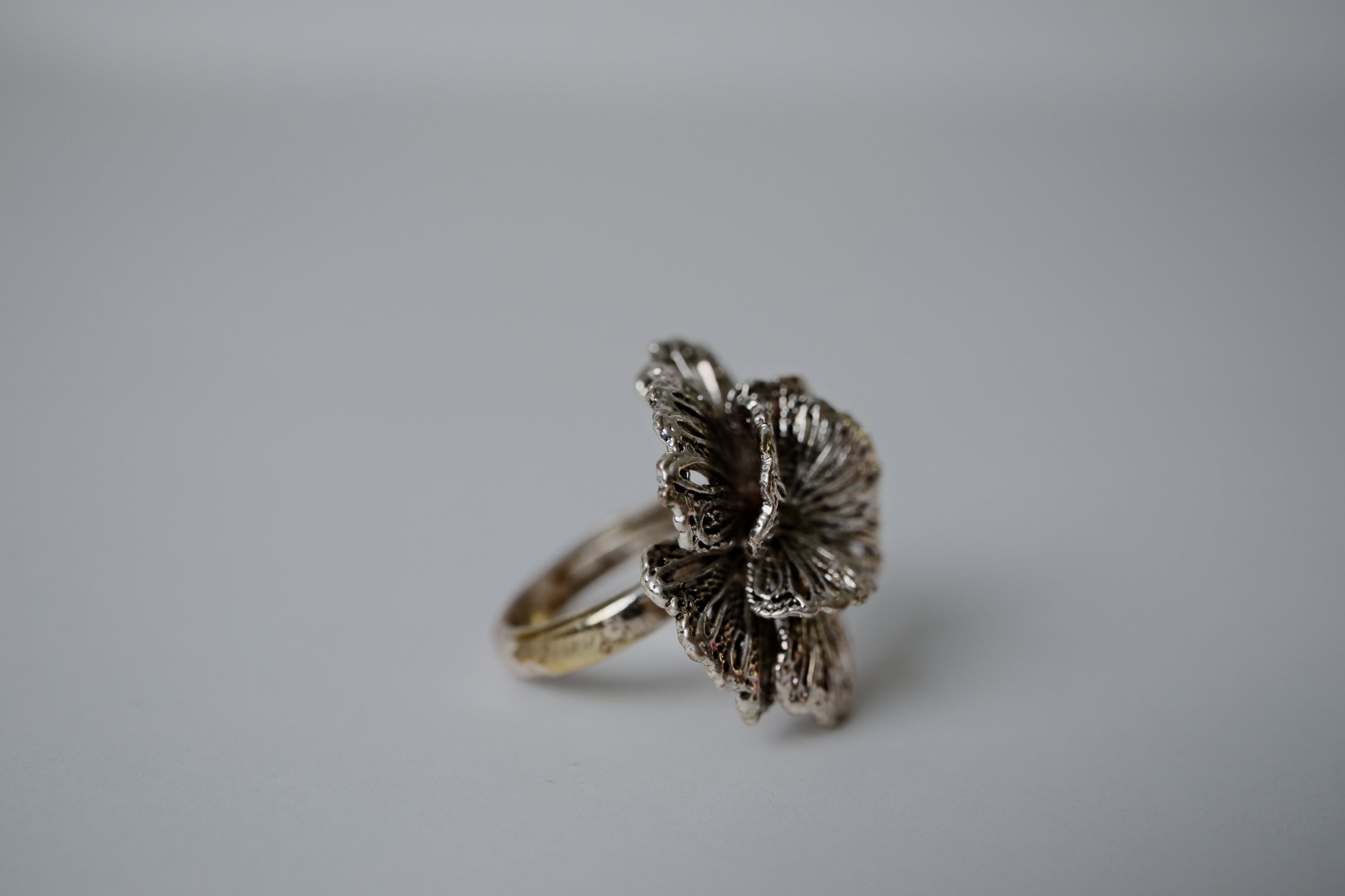 Vintage Stella &amp; Dot Flower Ring