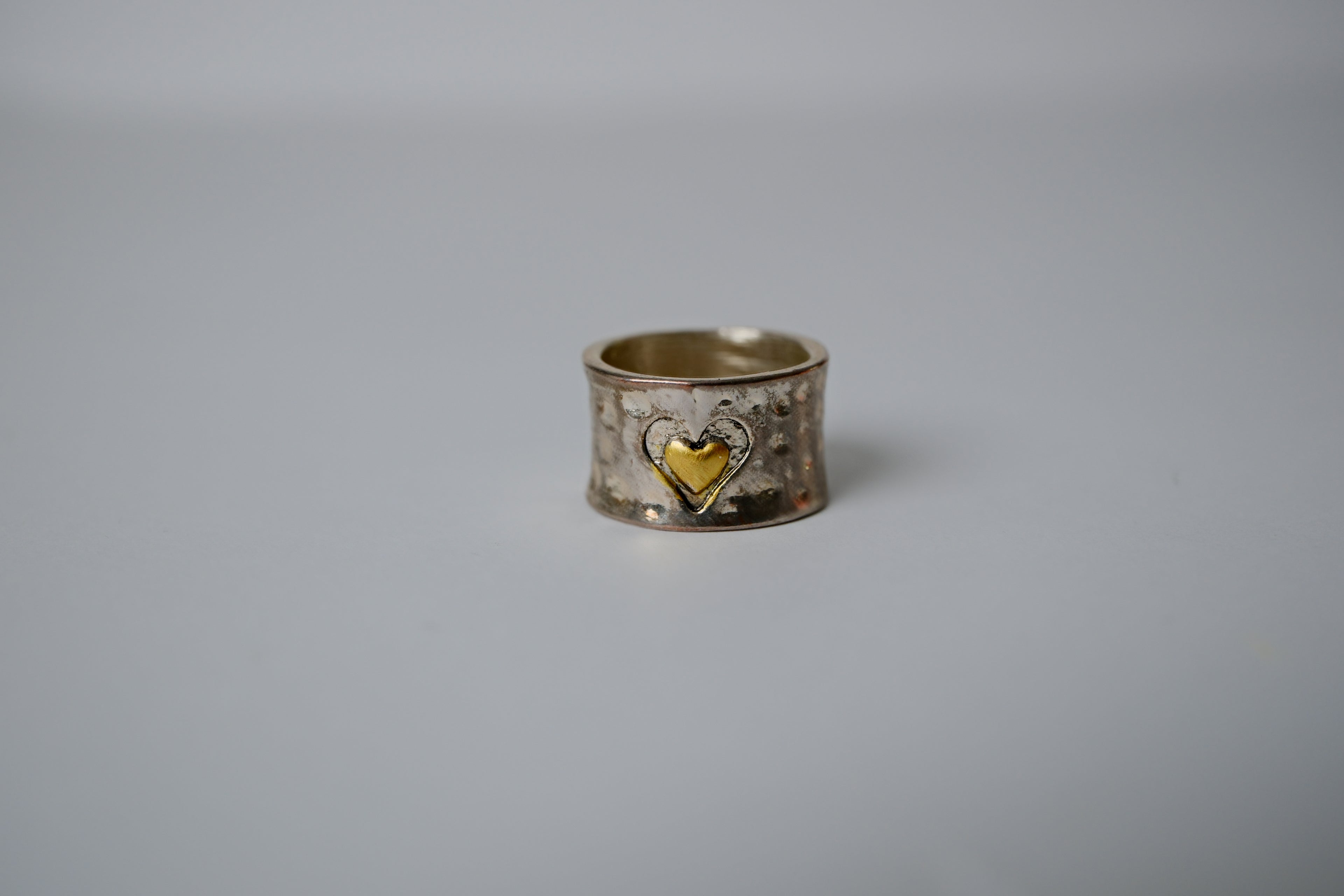 Vintage Hammered Sterling Silver Heart Ring&nbsp;  925 Sterling Silver