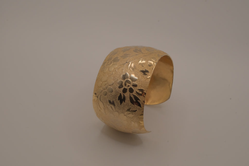 Vintage gold-toned floral engraved cuff bracelet