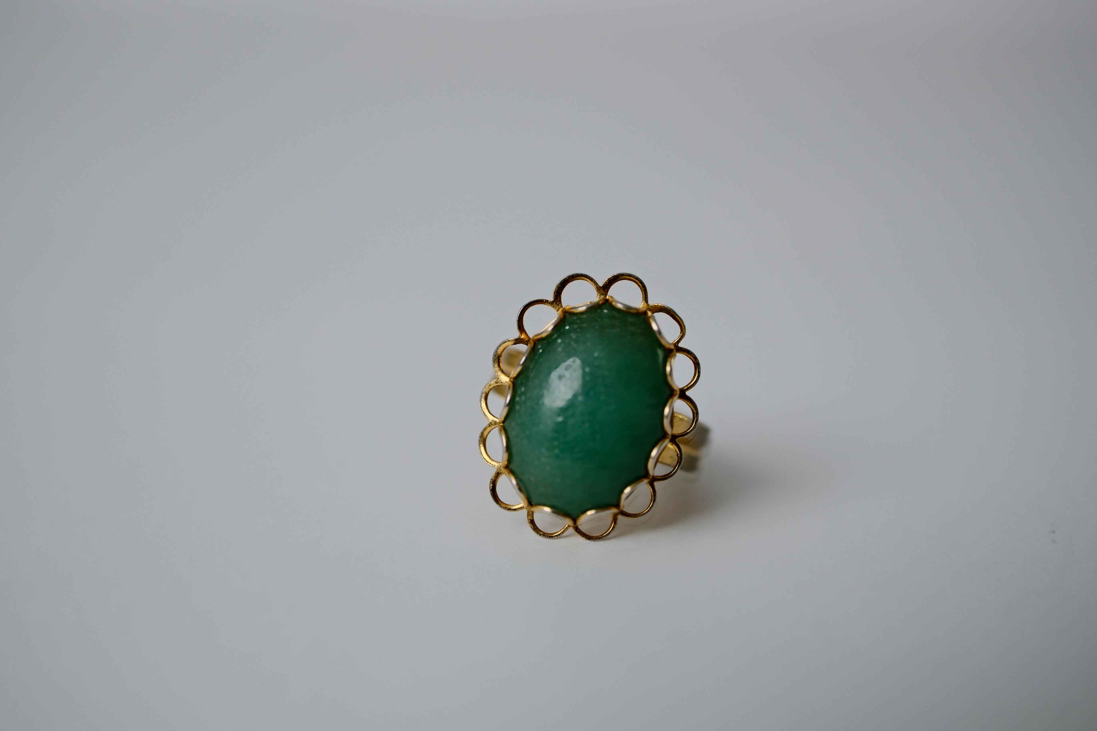 Vintage Slag Glass Cabachon Ring