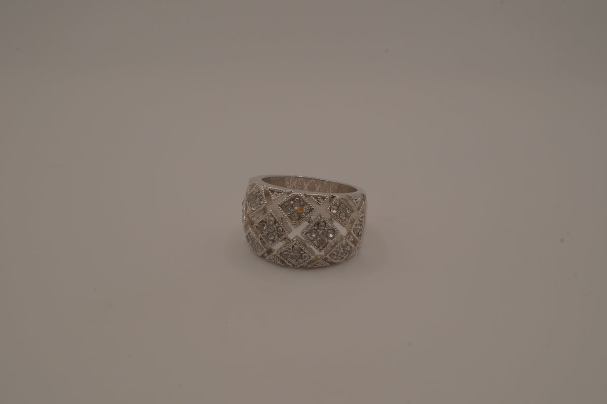 Silver tone geometric lattice cocktail ring