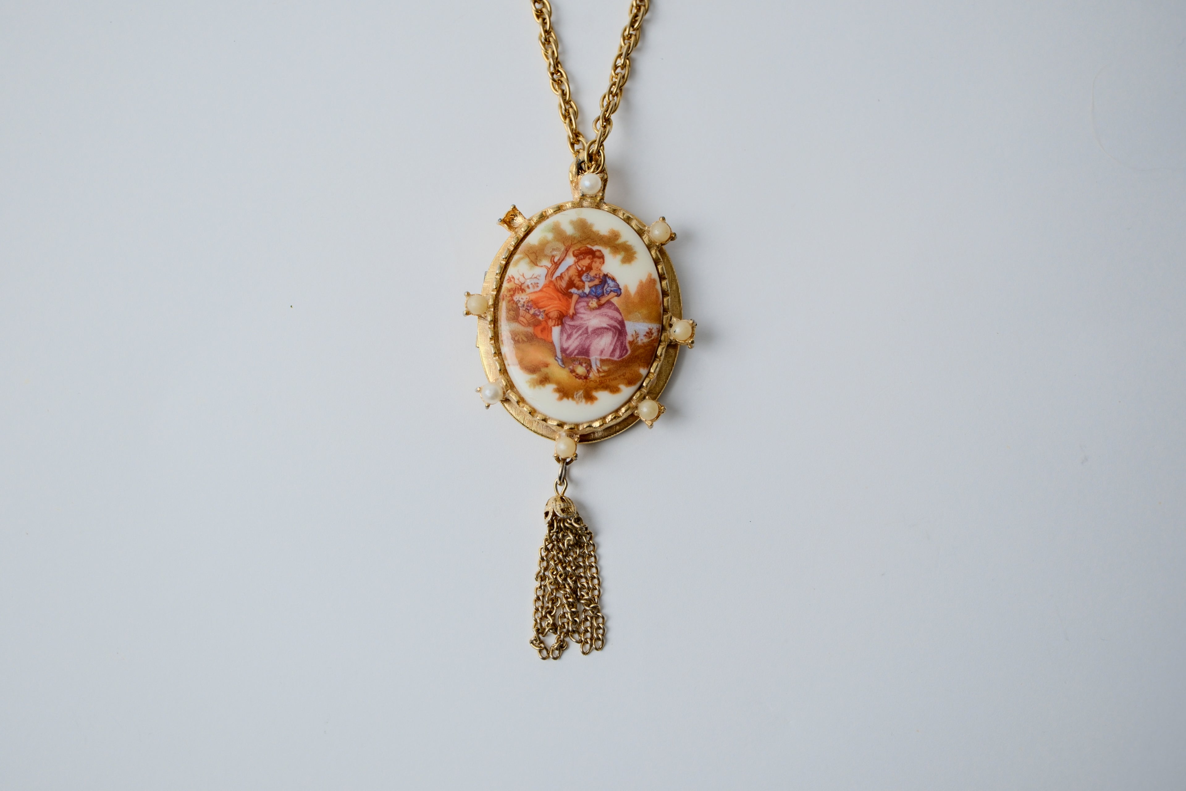 Vintage Courting Couple Locket Necklace
