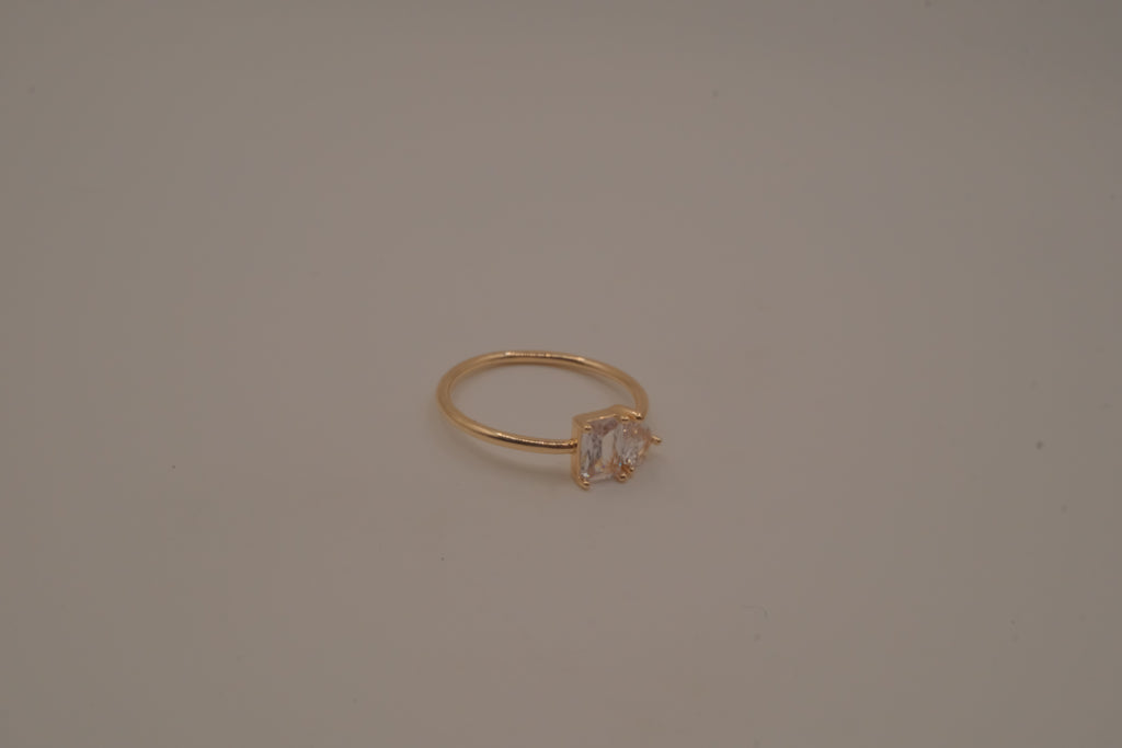 Gold tone Toi et Moi ring