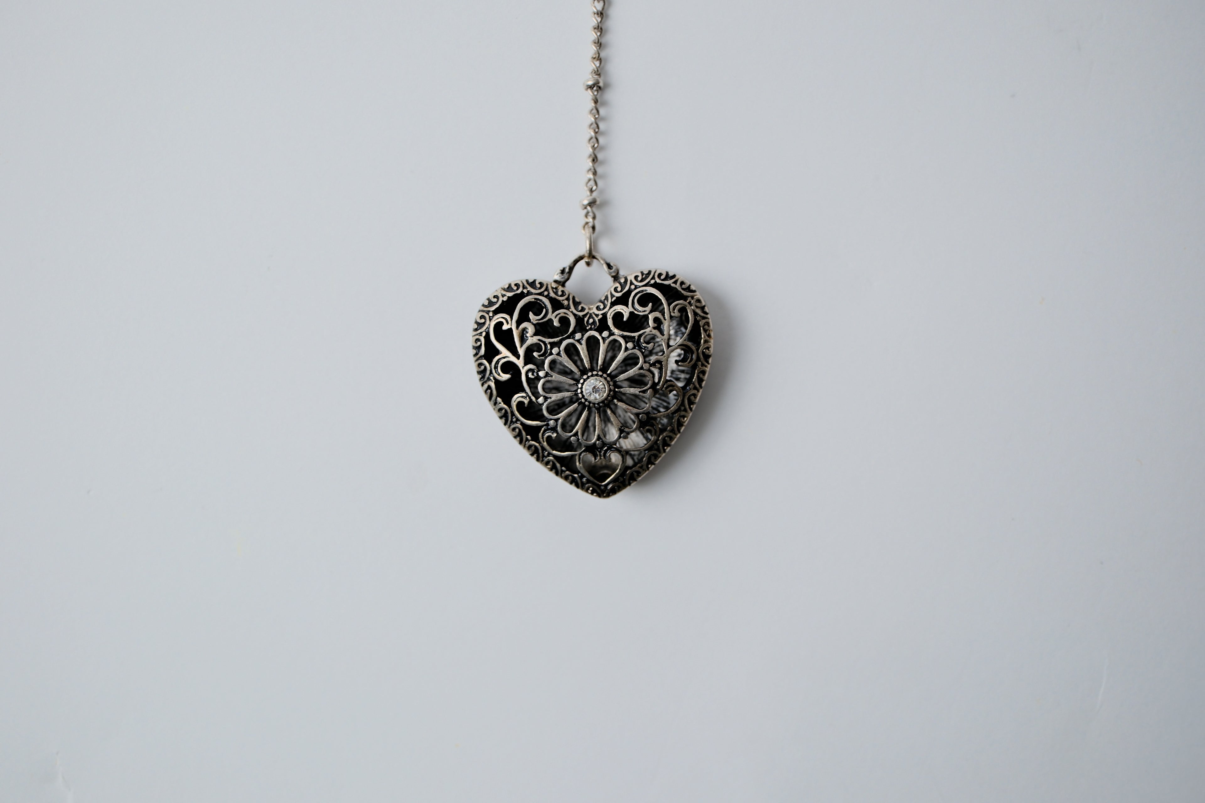 Vintage Silver Heart Y Necklace